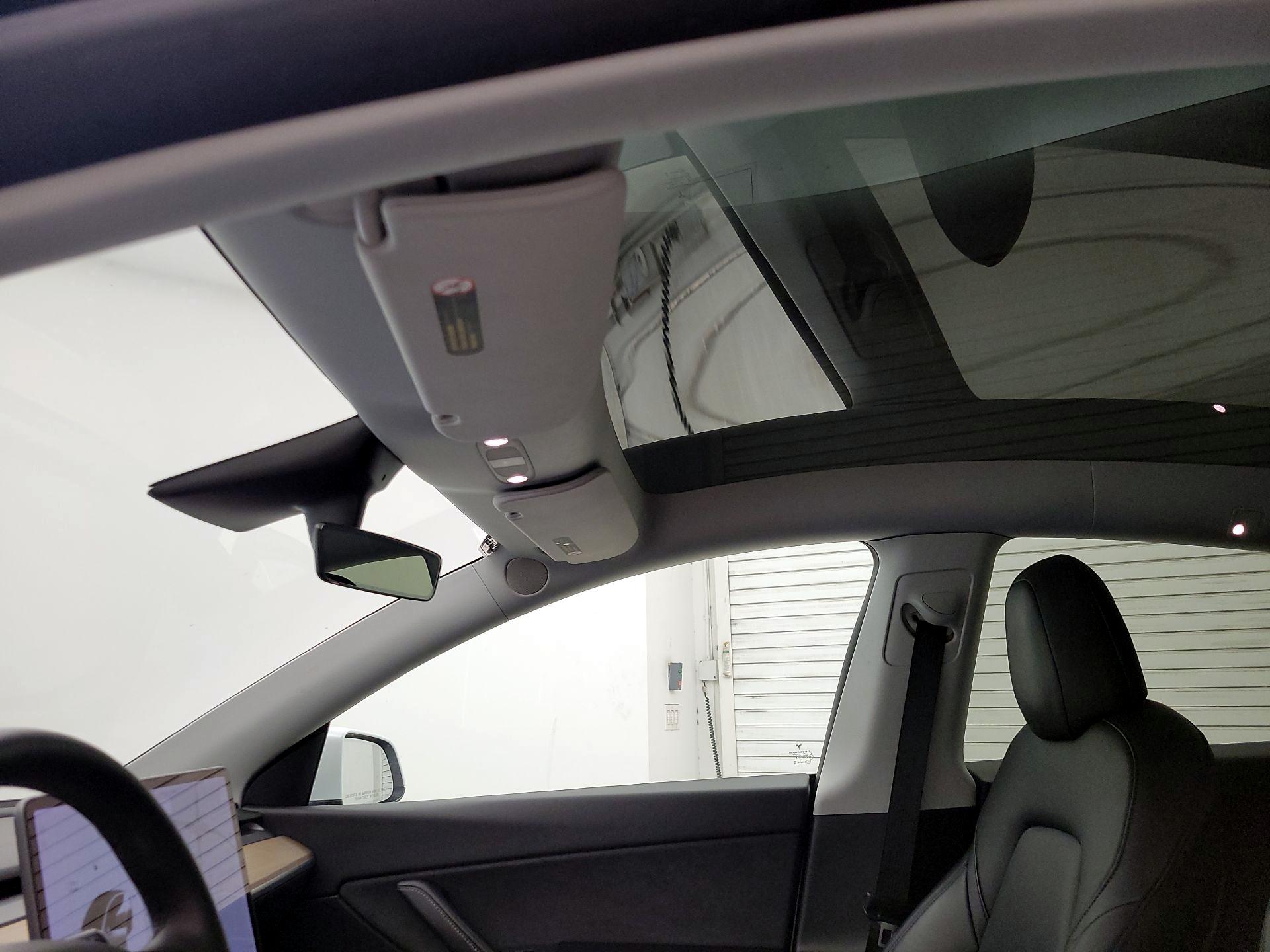 Thumbnail: 2021 Tesla Model Y - 19