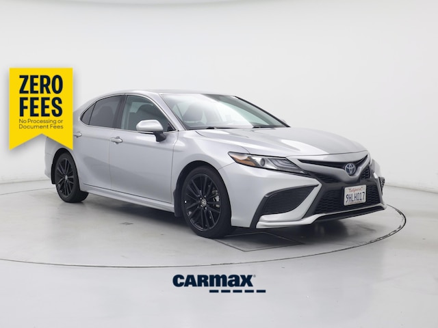Silver 2023 Toyota Camry Hybrid XSE FWD Sedan Front-Wheel Drive Automatic
