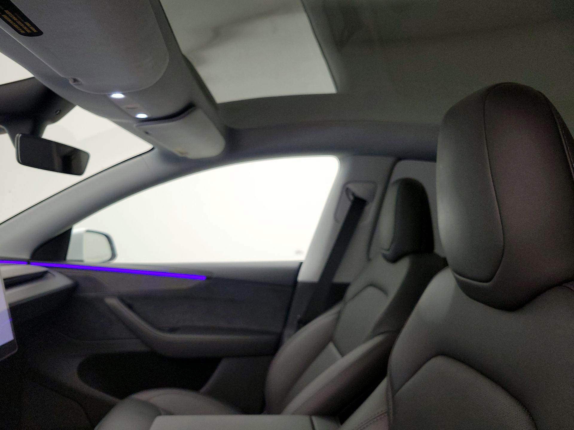 Thumbnail: 2026 Tesla Model Y - 18