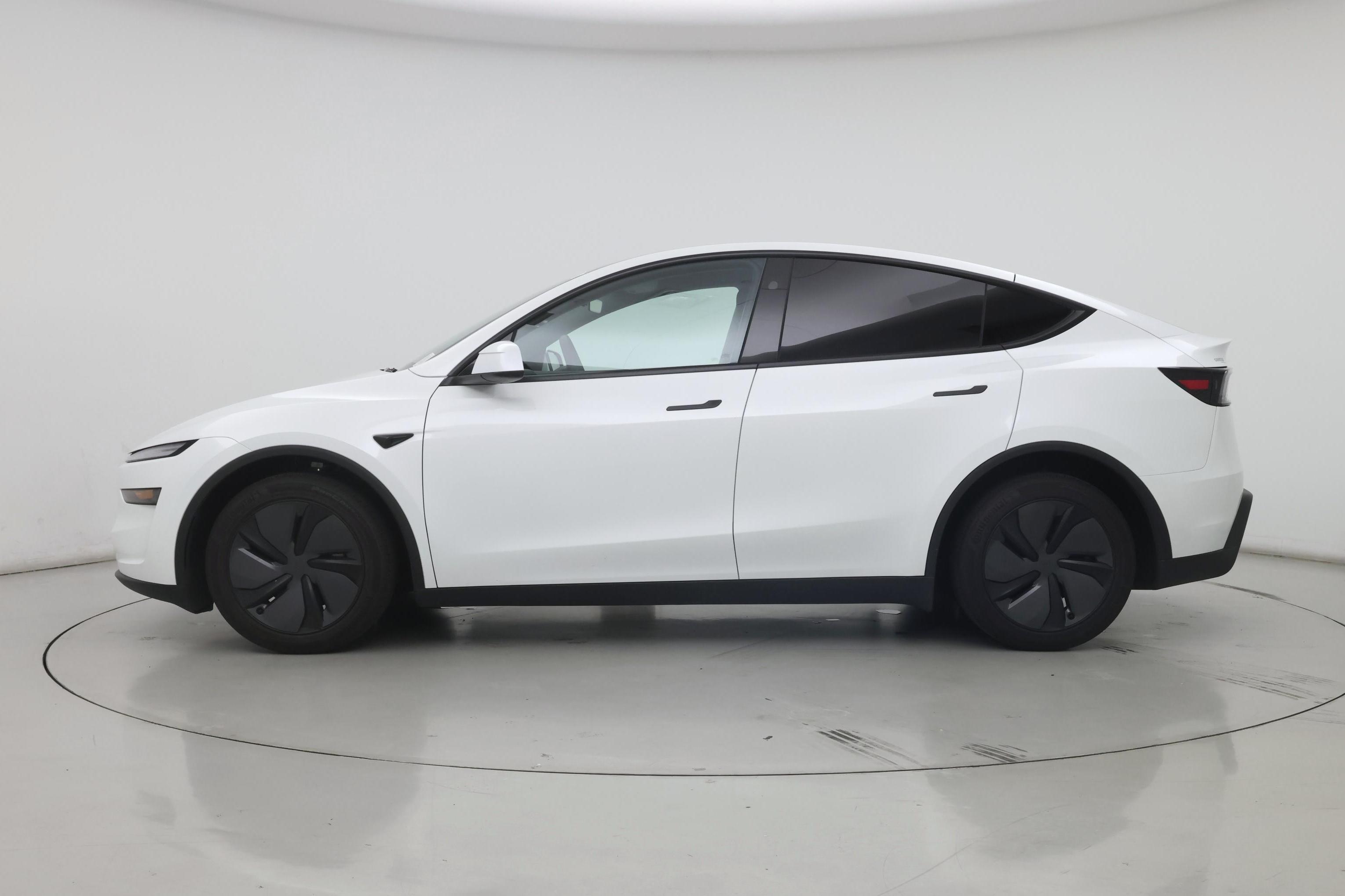 Thumbnail: 2026 Tesla Model Y - 3