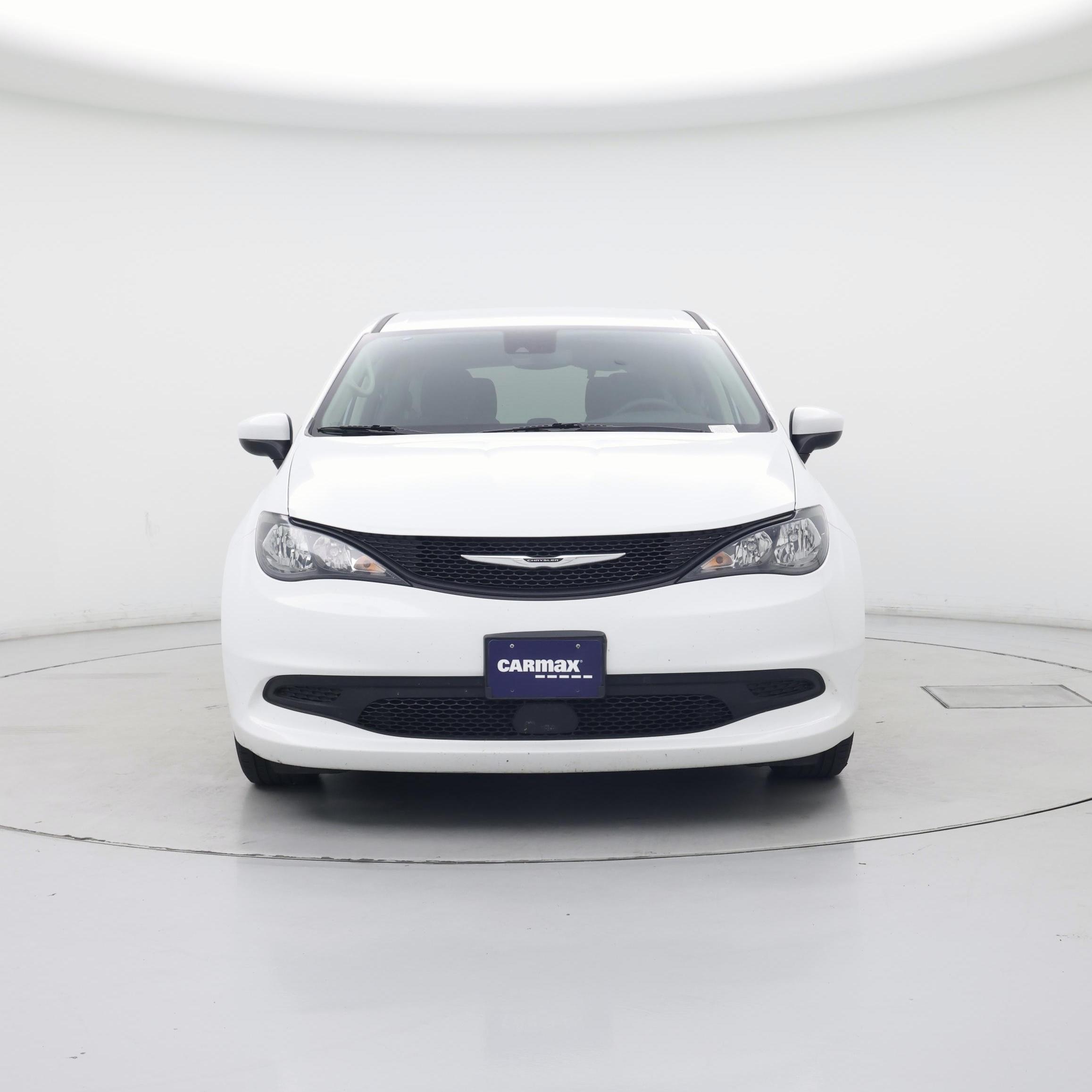 Thumbnail: 2023 Chrysler Voyager - 5