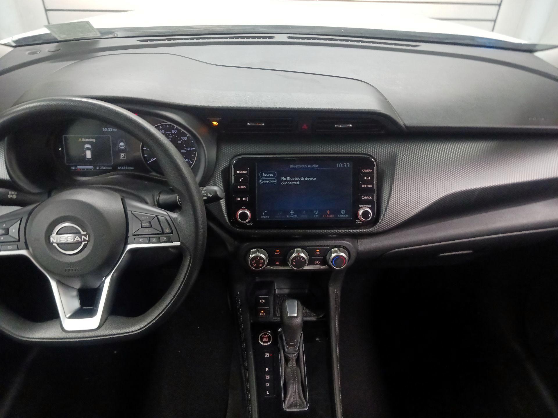 Thumbnail: 2023 Nissan Kicks - 9
