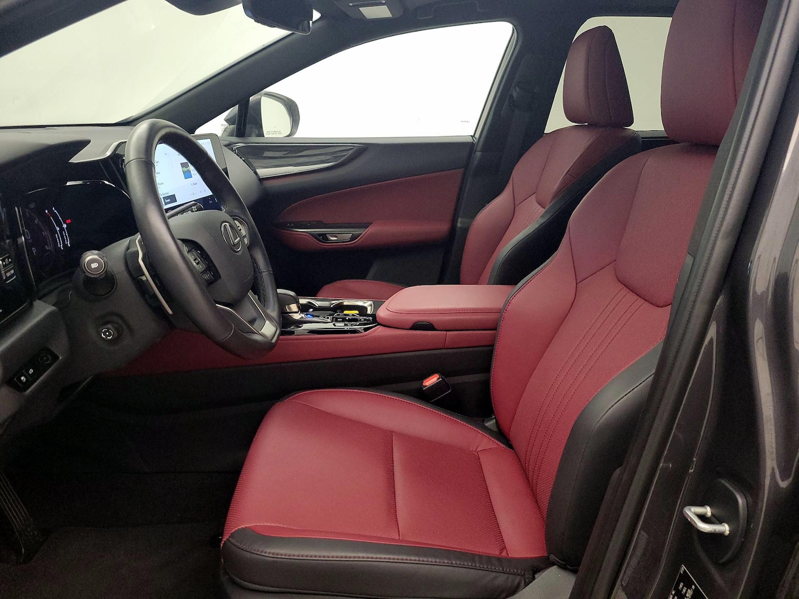 2025 Lexus NX 350 - Photo 12