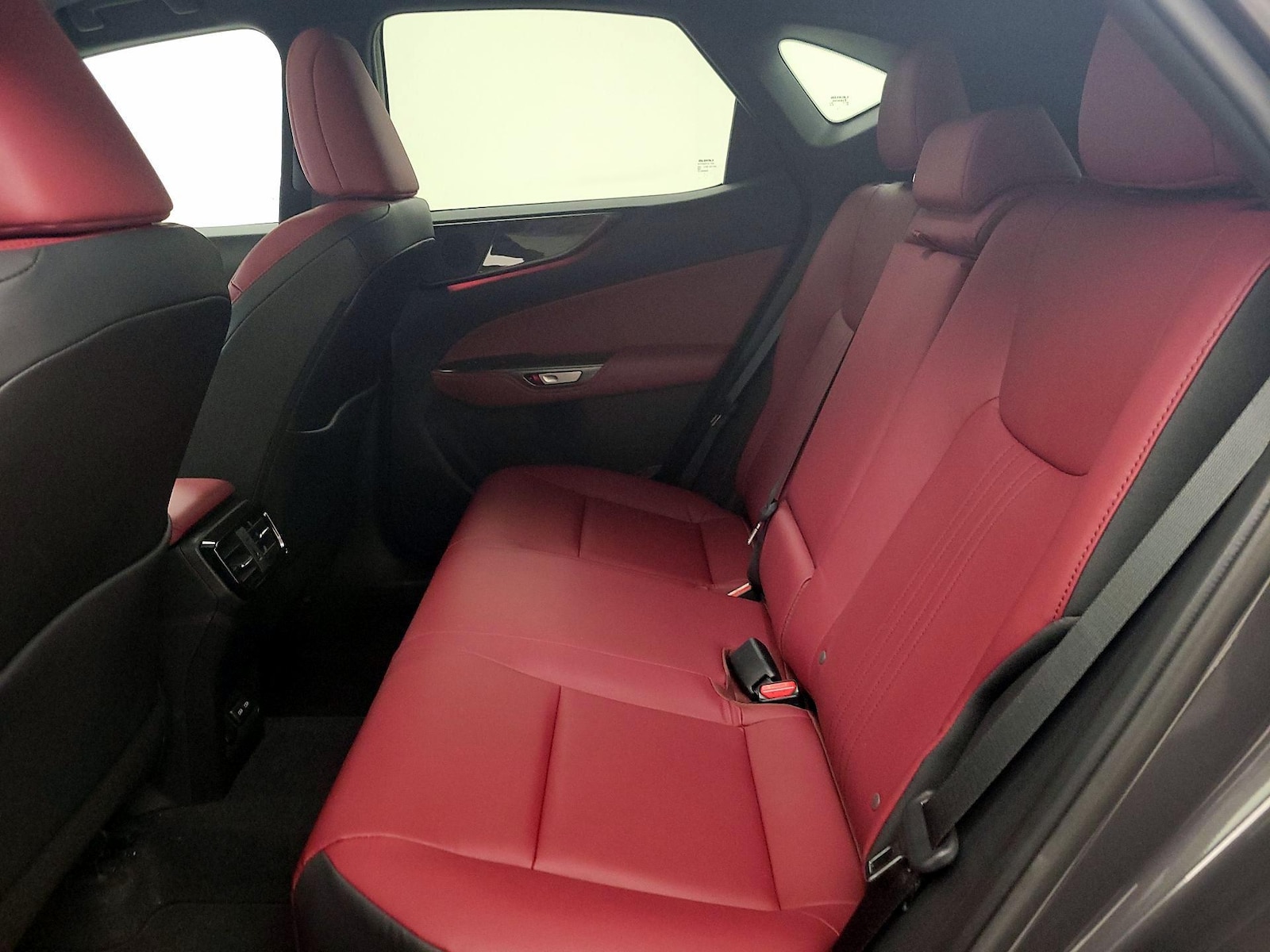 2025 Lexus NX 350 - Photo 22