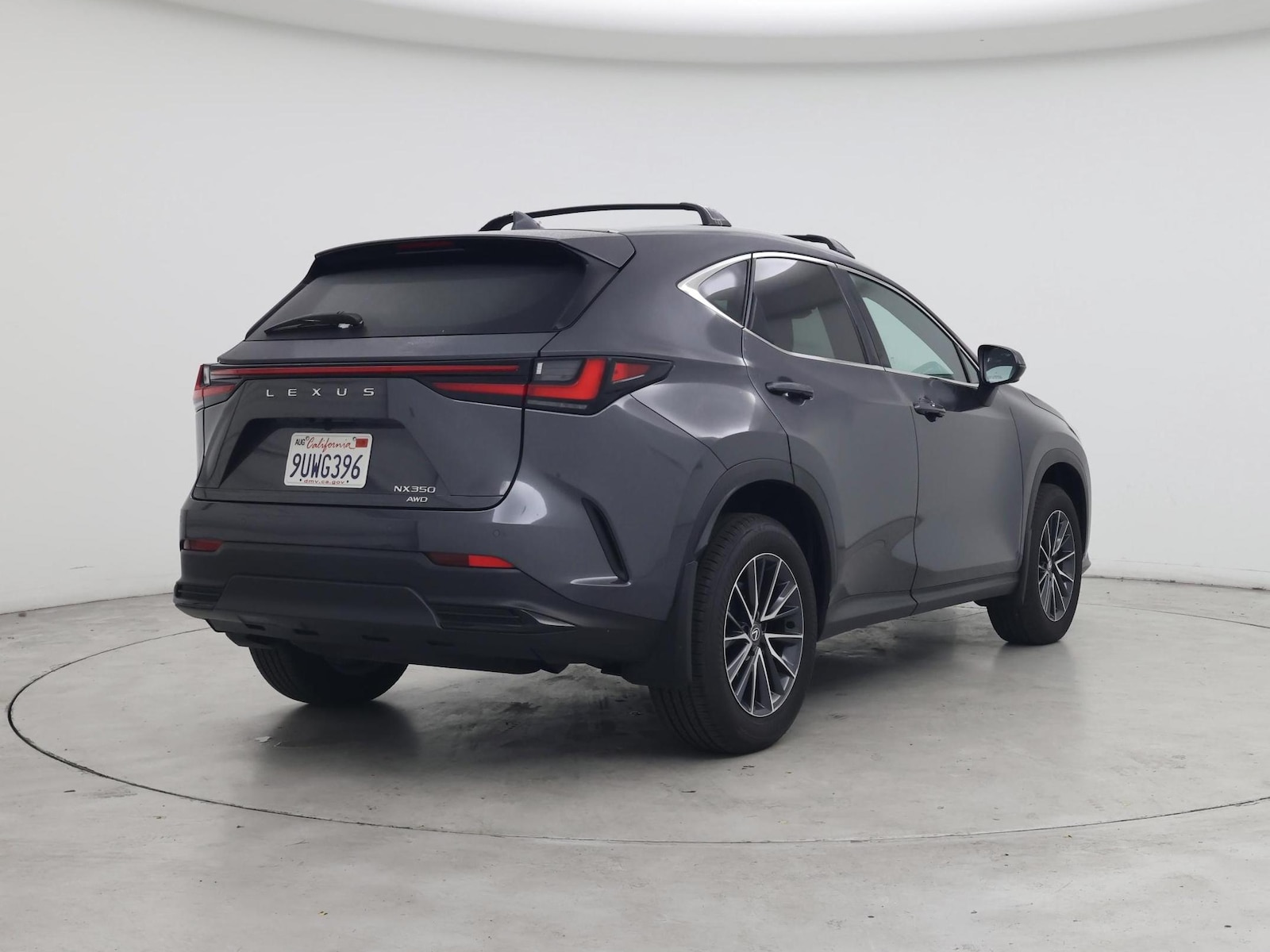 2025 Lexus NX 350 - Photo 9