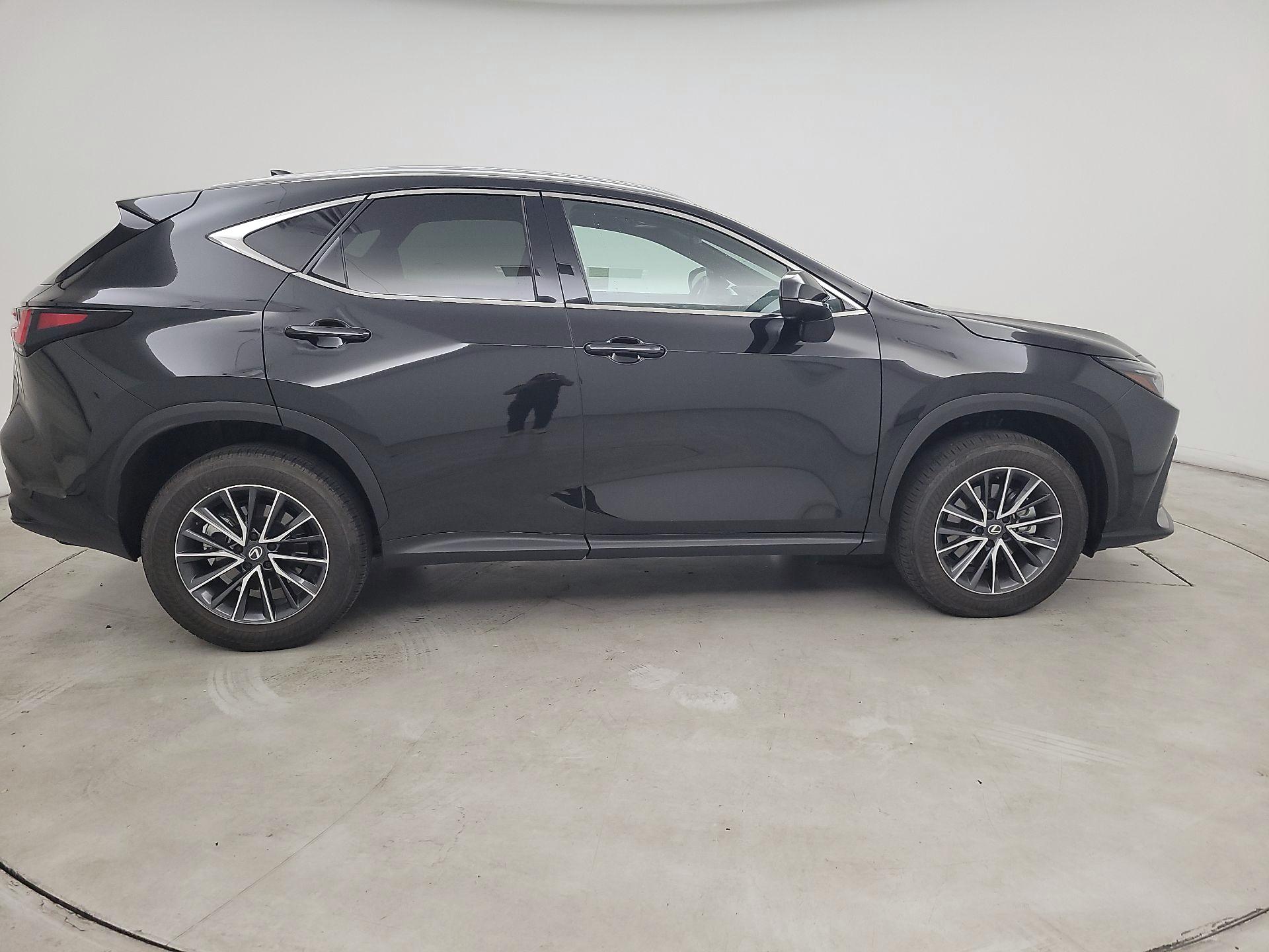 Thumbnail: 2026 Lexus NX - 4