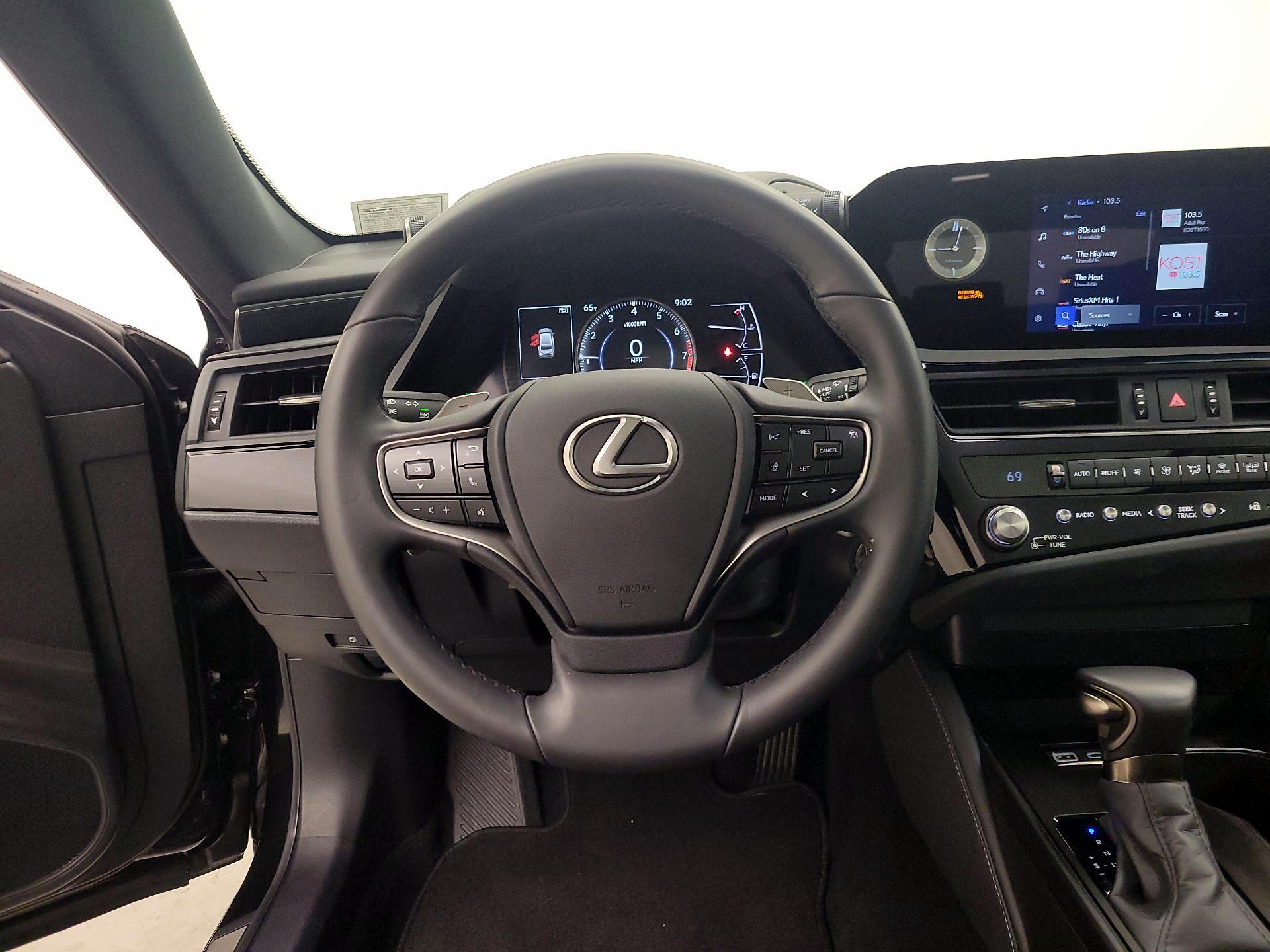 Thumbnail: 2025 Lexus ES - 10