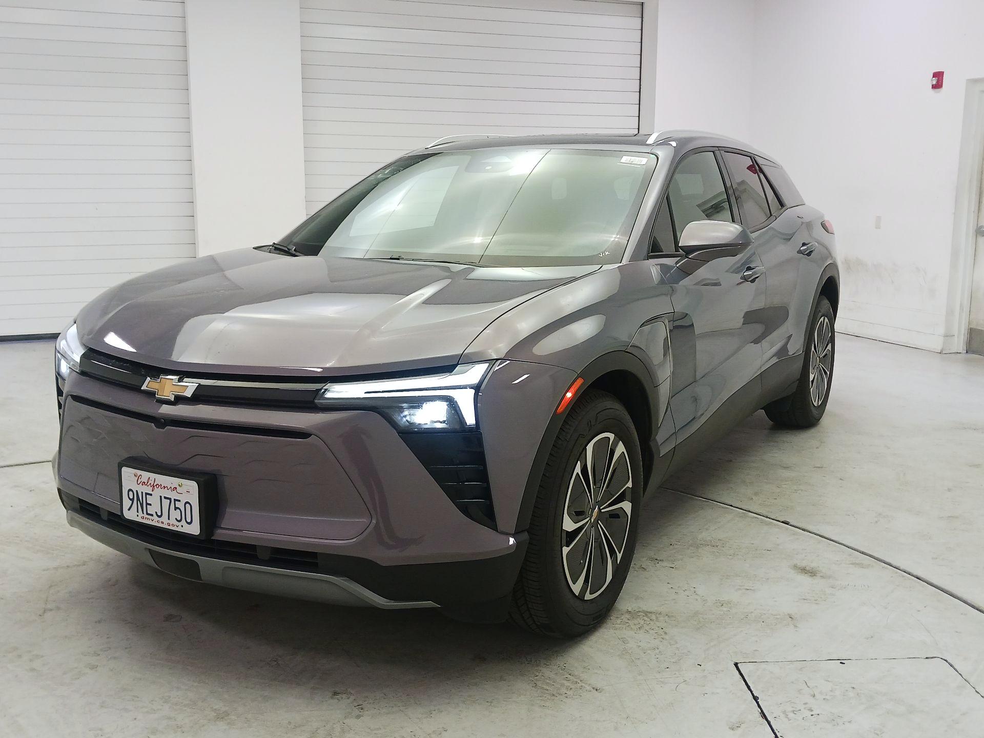 Thumbnail: 2024 Chevrolet Blazer EV - 3