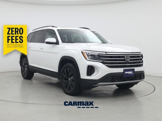 White 2024 Volkswagen Atlas SE FWD with Technology SUV / Crossover Front-Wheel Drive Automatic