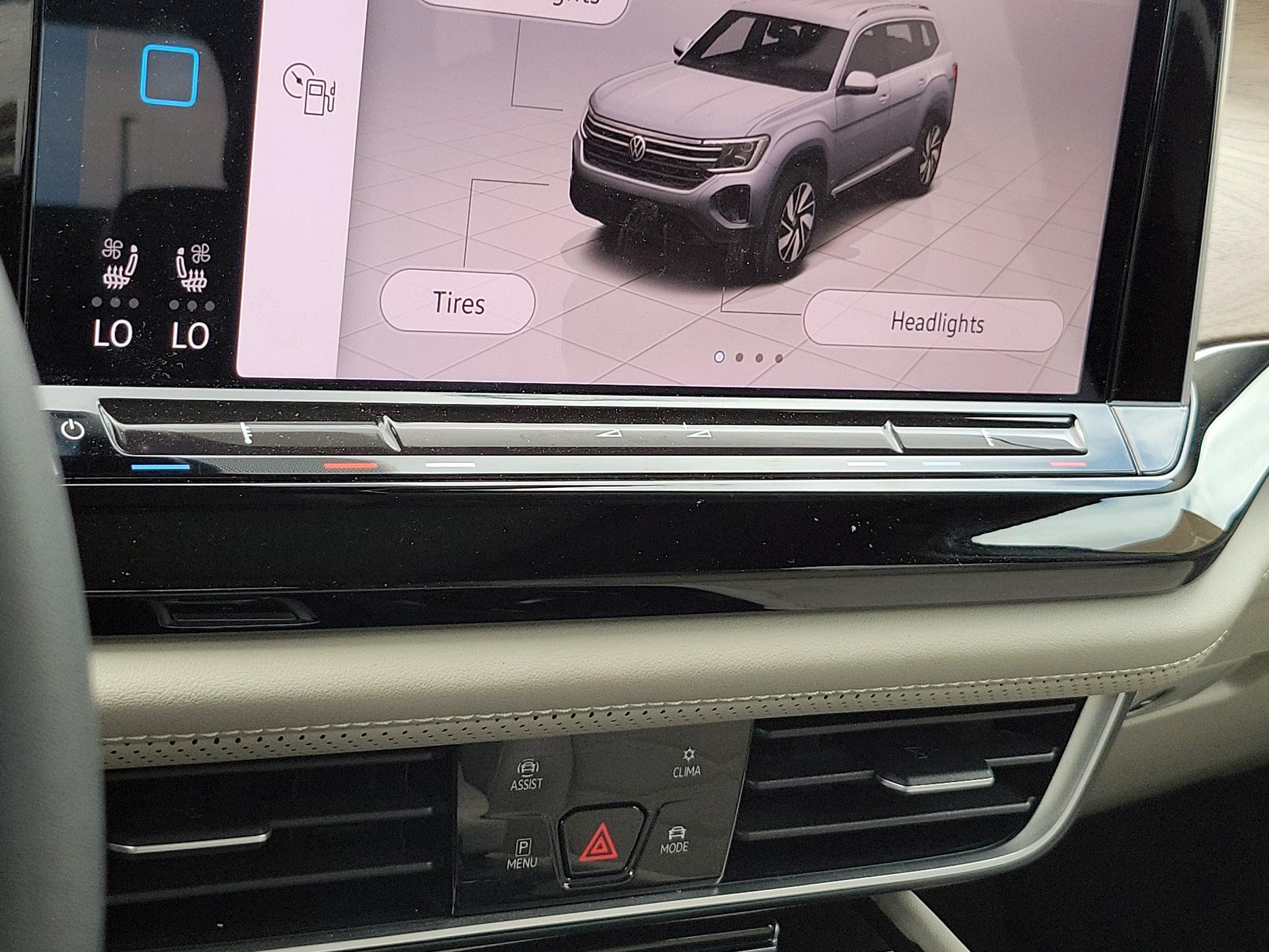 Thumbnail: 2024 Volkswagen Atlas - 16