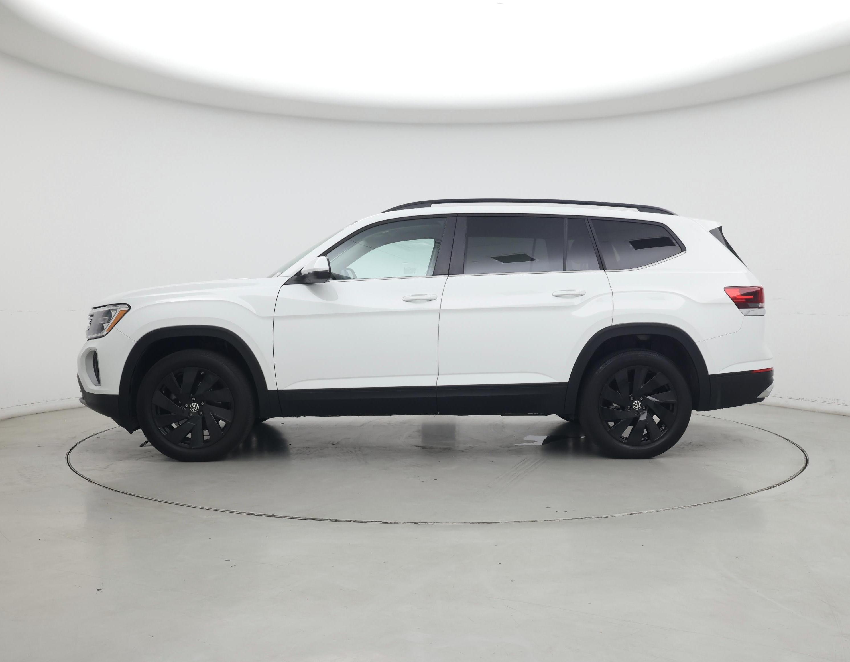 Thumbnail: 2024 Volkswagen Atlas - 3