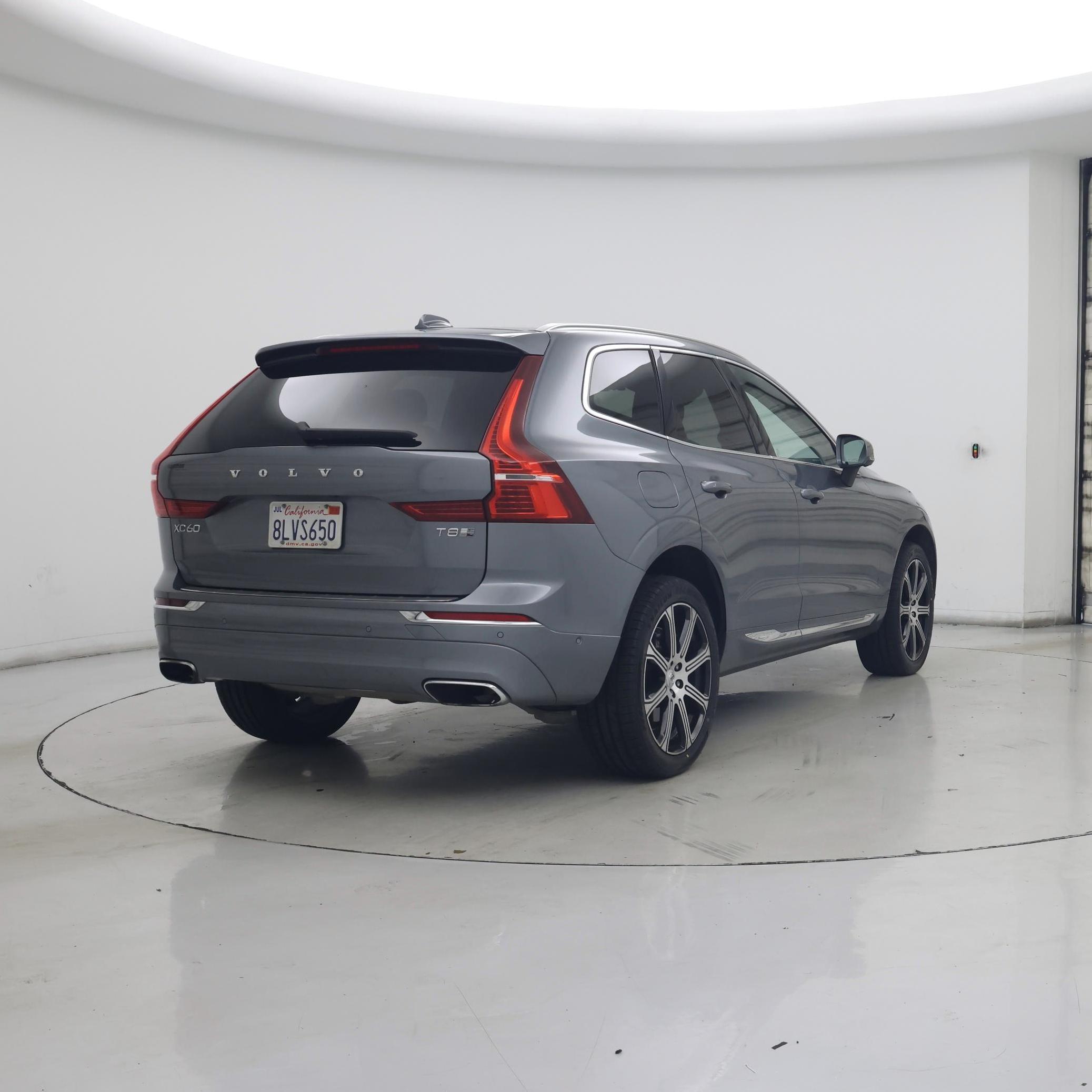 Thumbnail: 2019 Volvo XC60 - 8