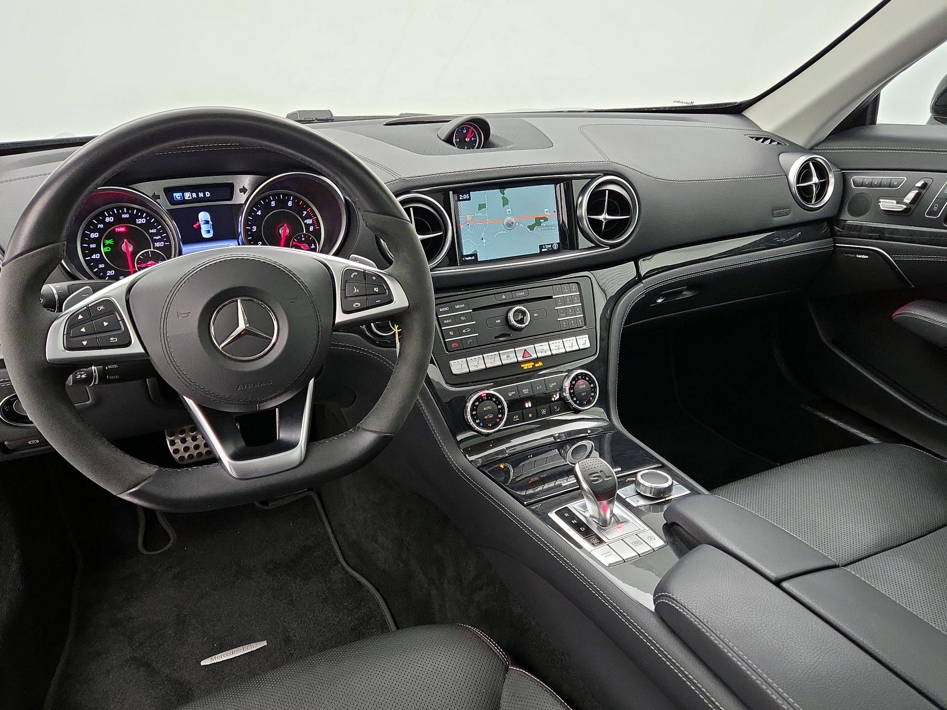 Thumbnail: 2019 Mercedes-Benz SL-Class - 9
