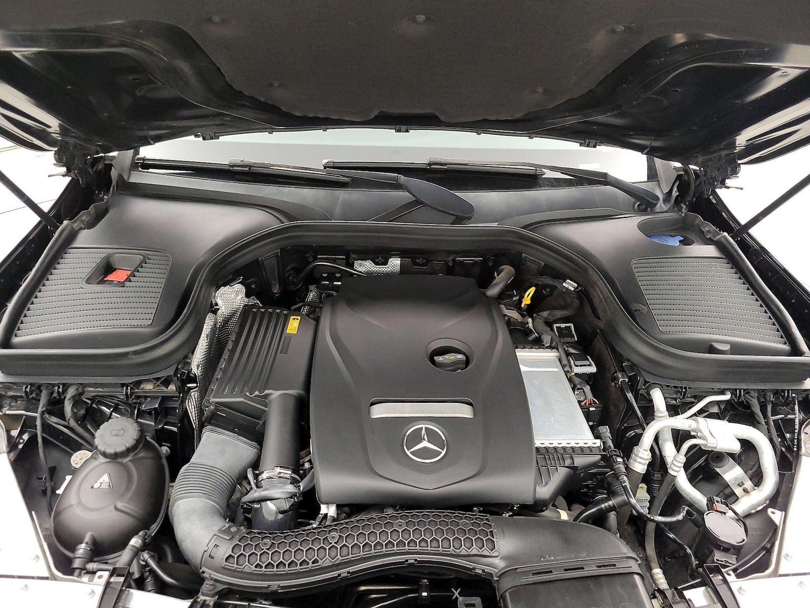 2019 Mercedes-Benz GLC GLC300 - Photo 21