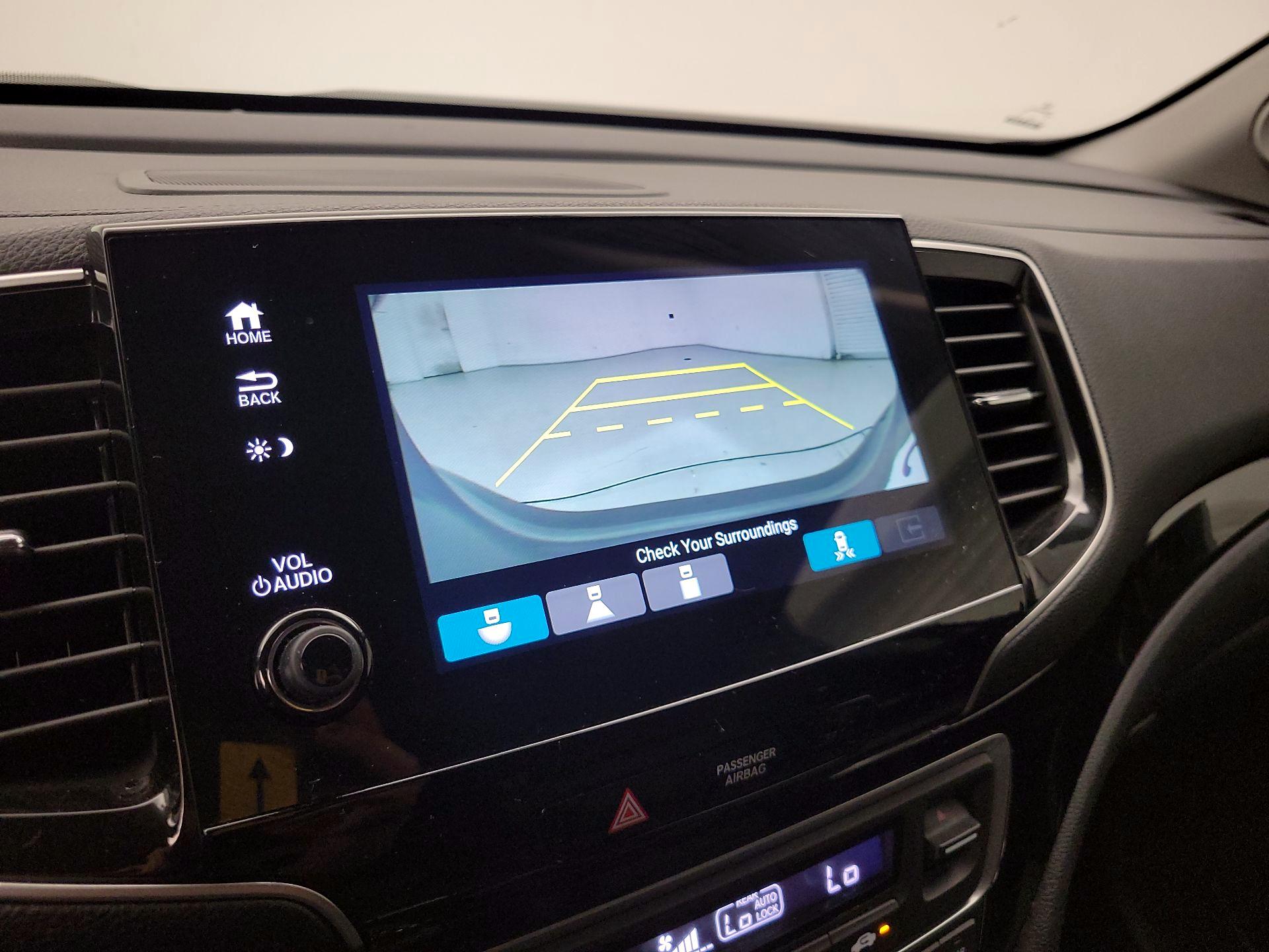 Thumbnail: 2019 Honda Pilot - 14