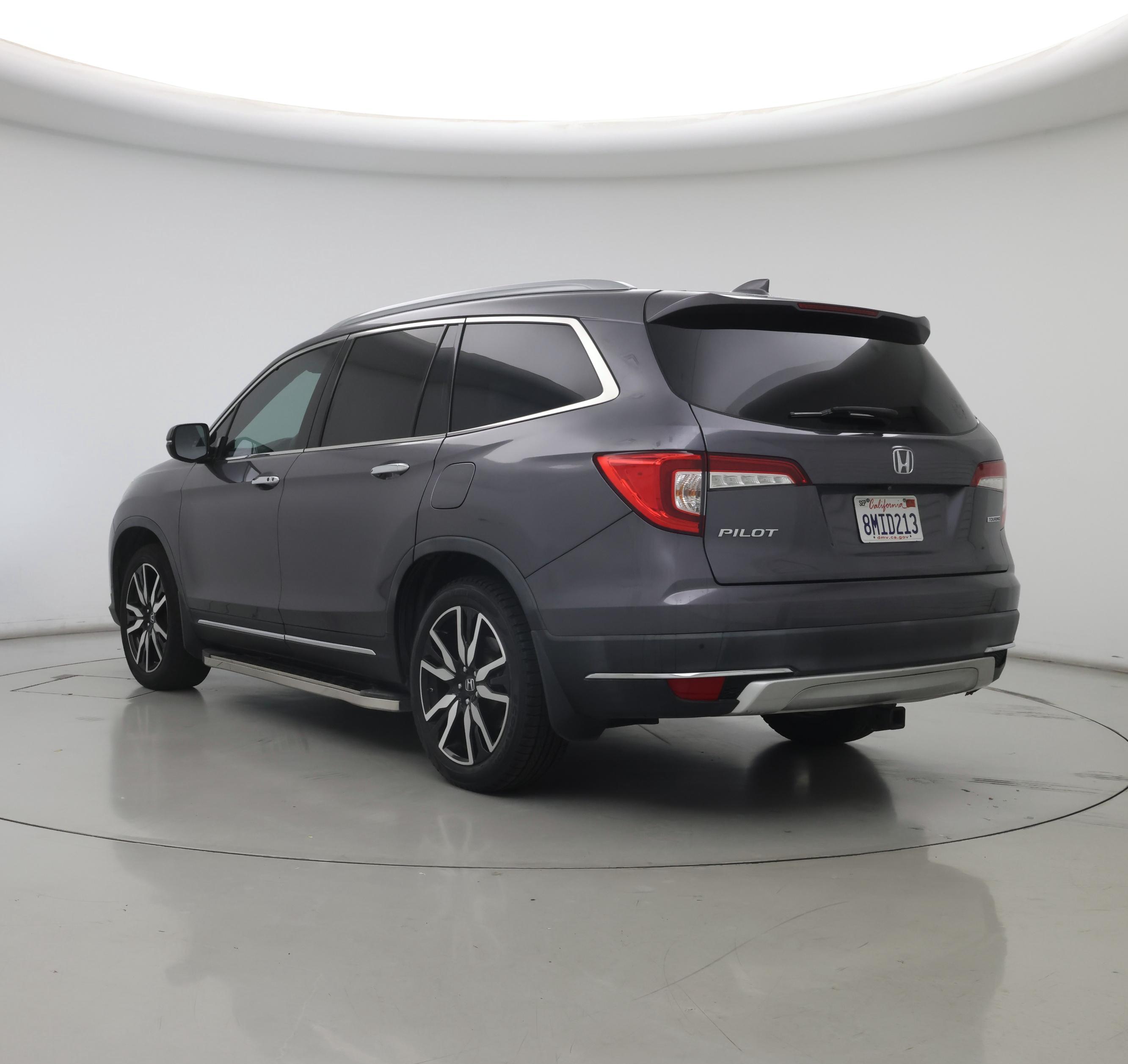 Thumbnail: 2019 Honda Pilot - 2