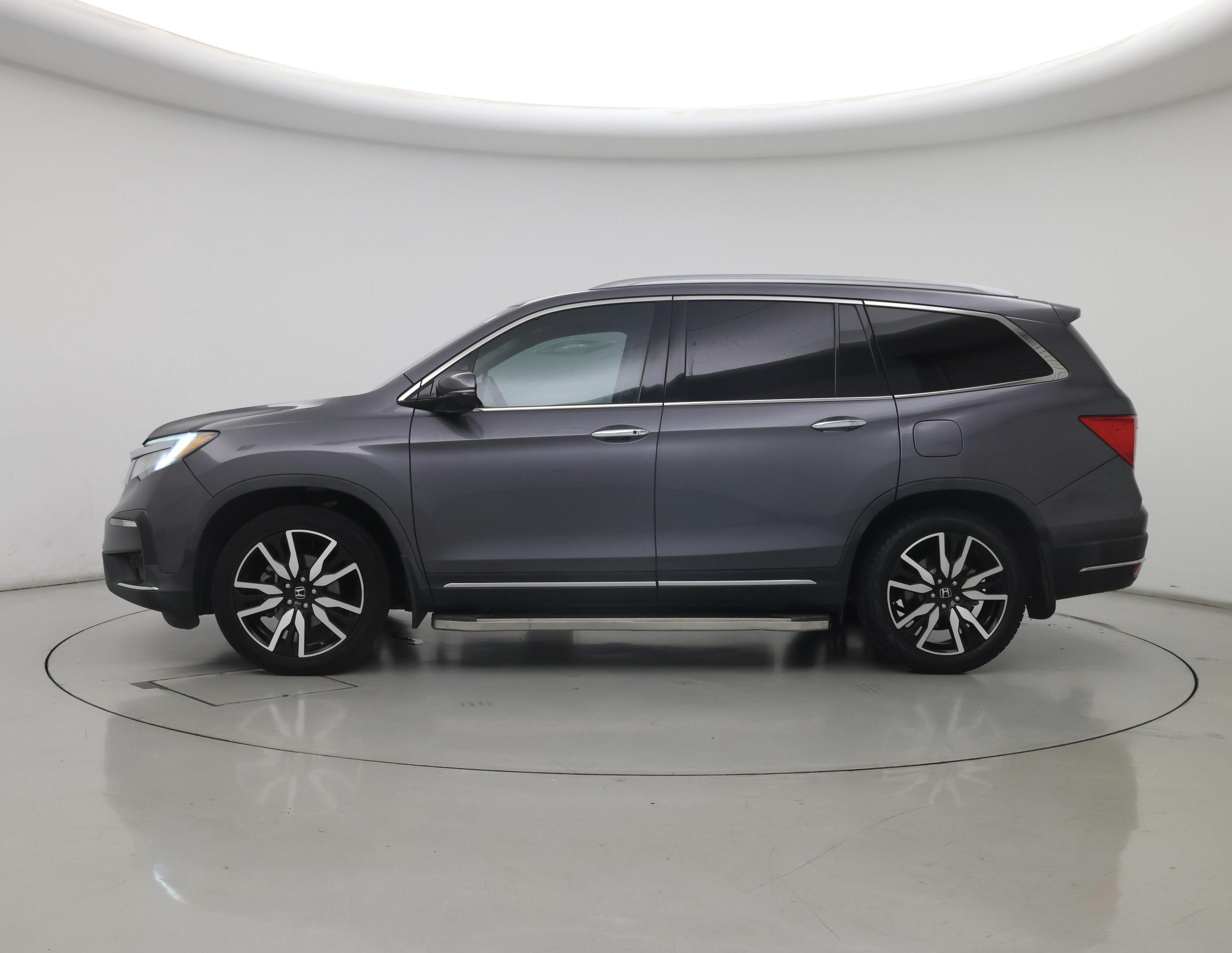 Thumbnail: 2019 Honda Pilot - 3
