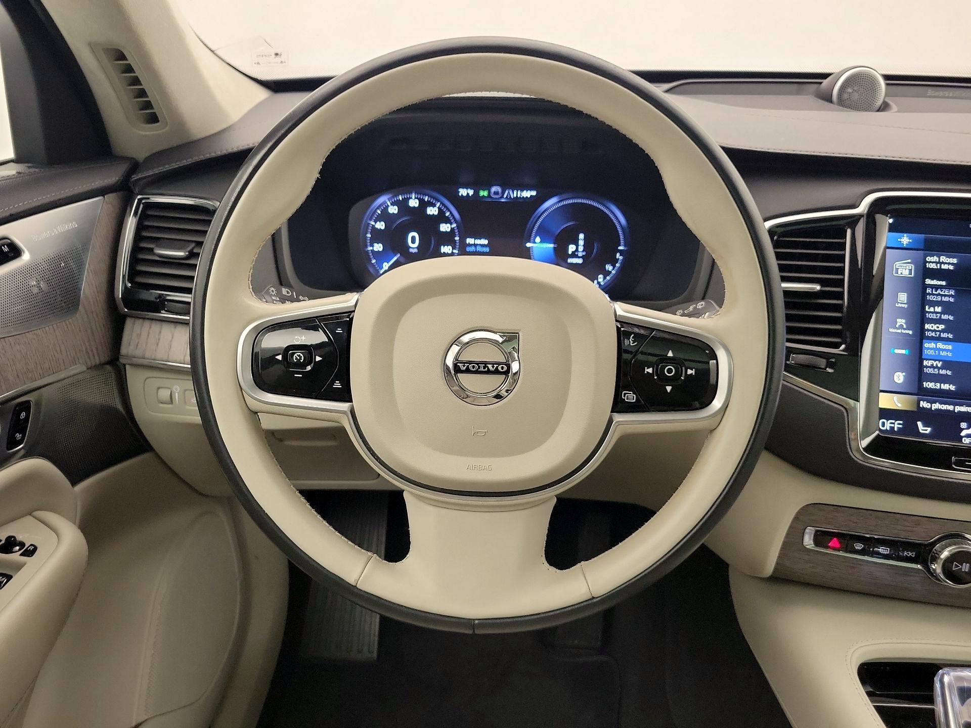 Thumbnail: 2022 Volvo XC90 - 10