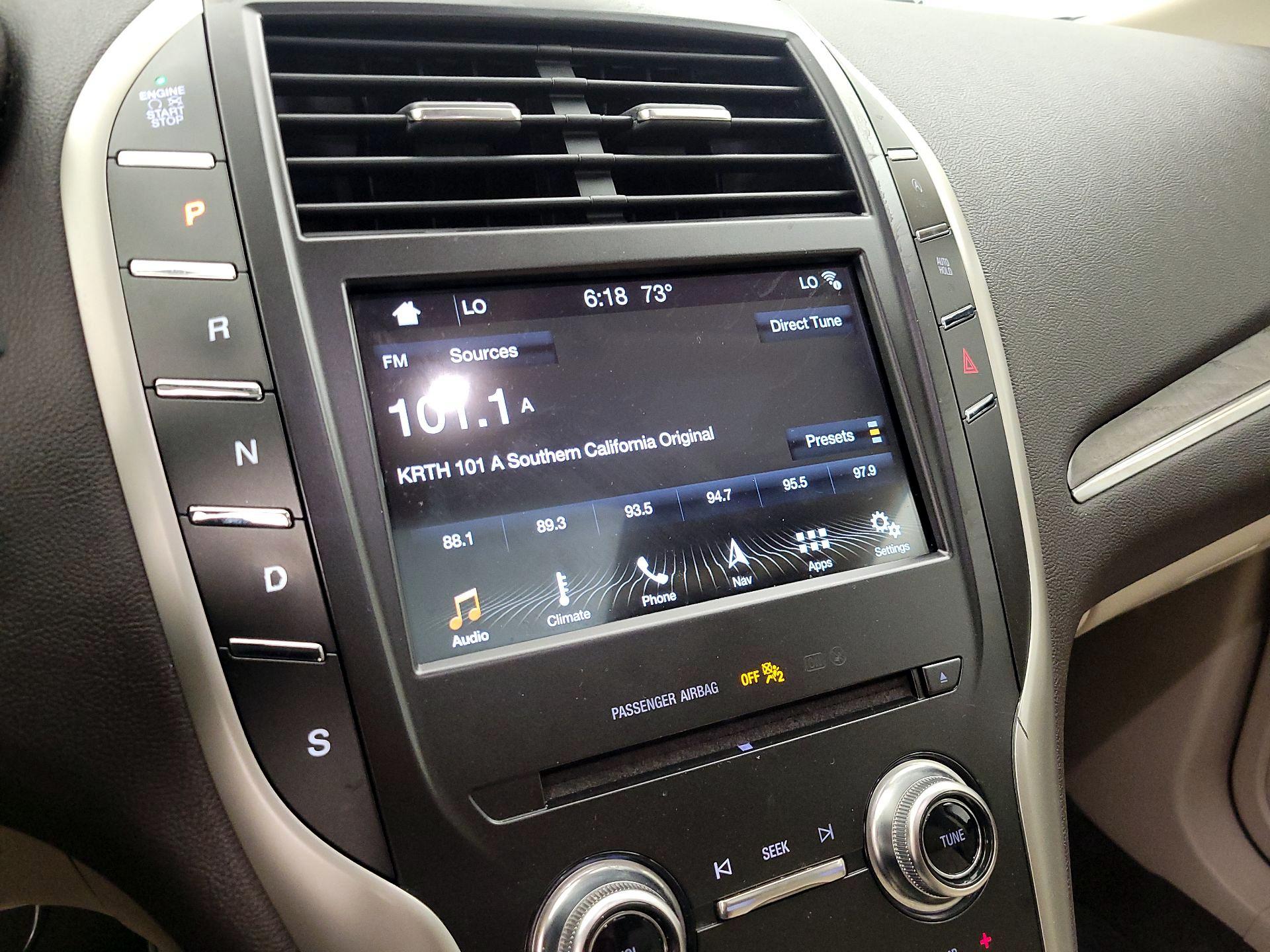 Thumbnail: 2018 Lincoln MKC - 16