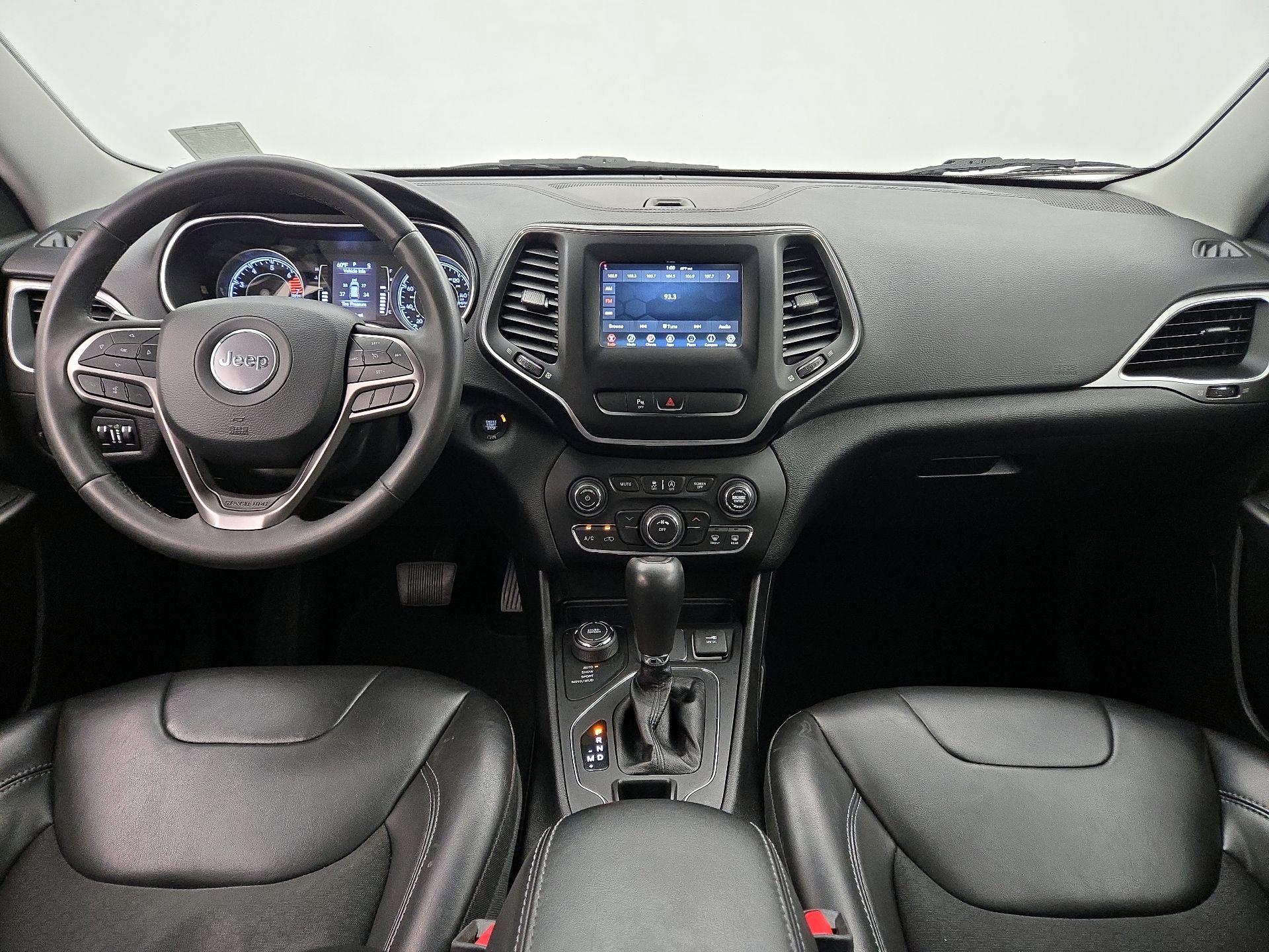 Thumbnail: 2020 Jeep Cherokee - 9