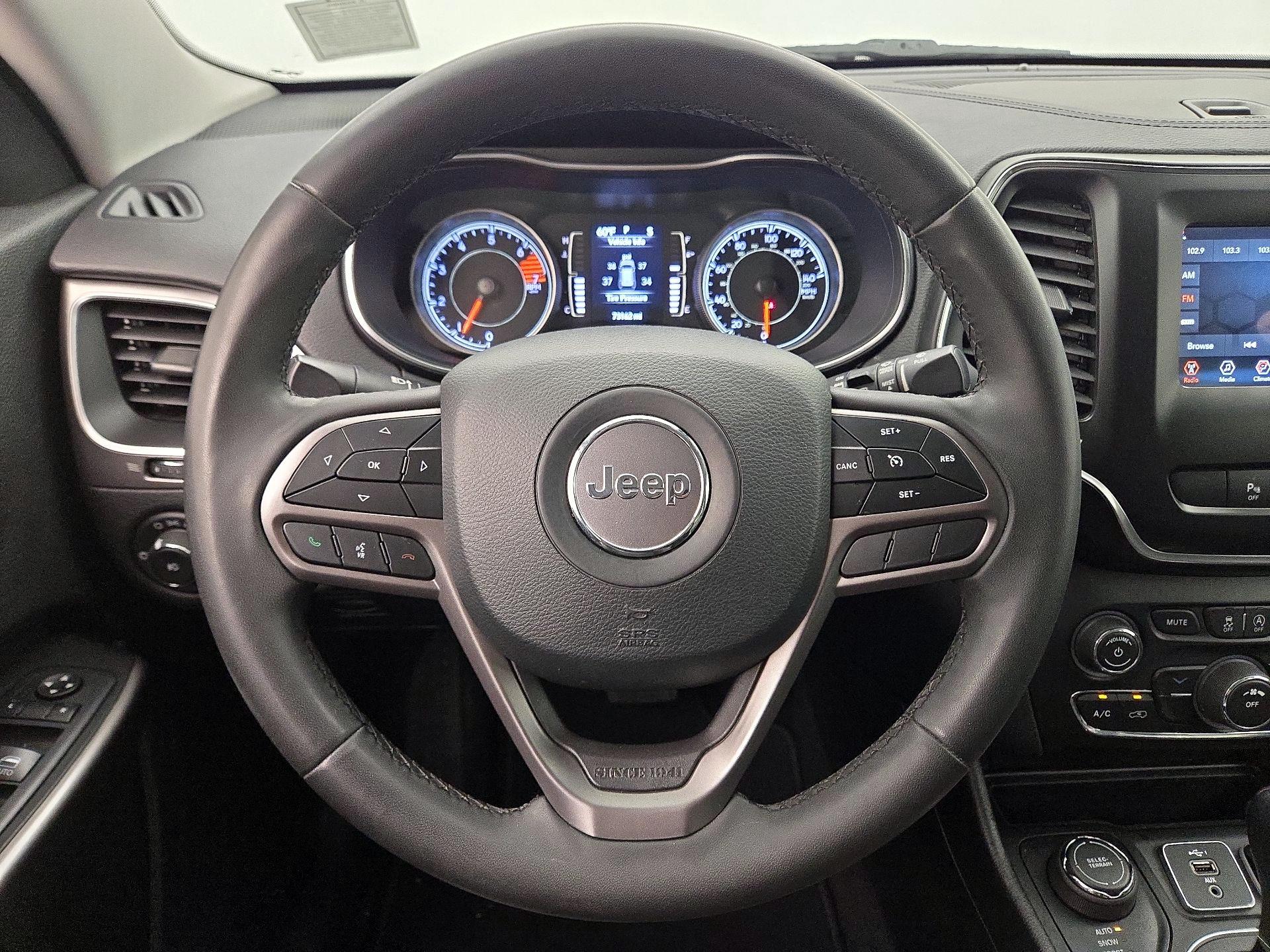 Thumbnail: 2020 Jeep Cherokee - 10