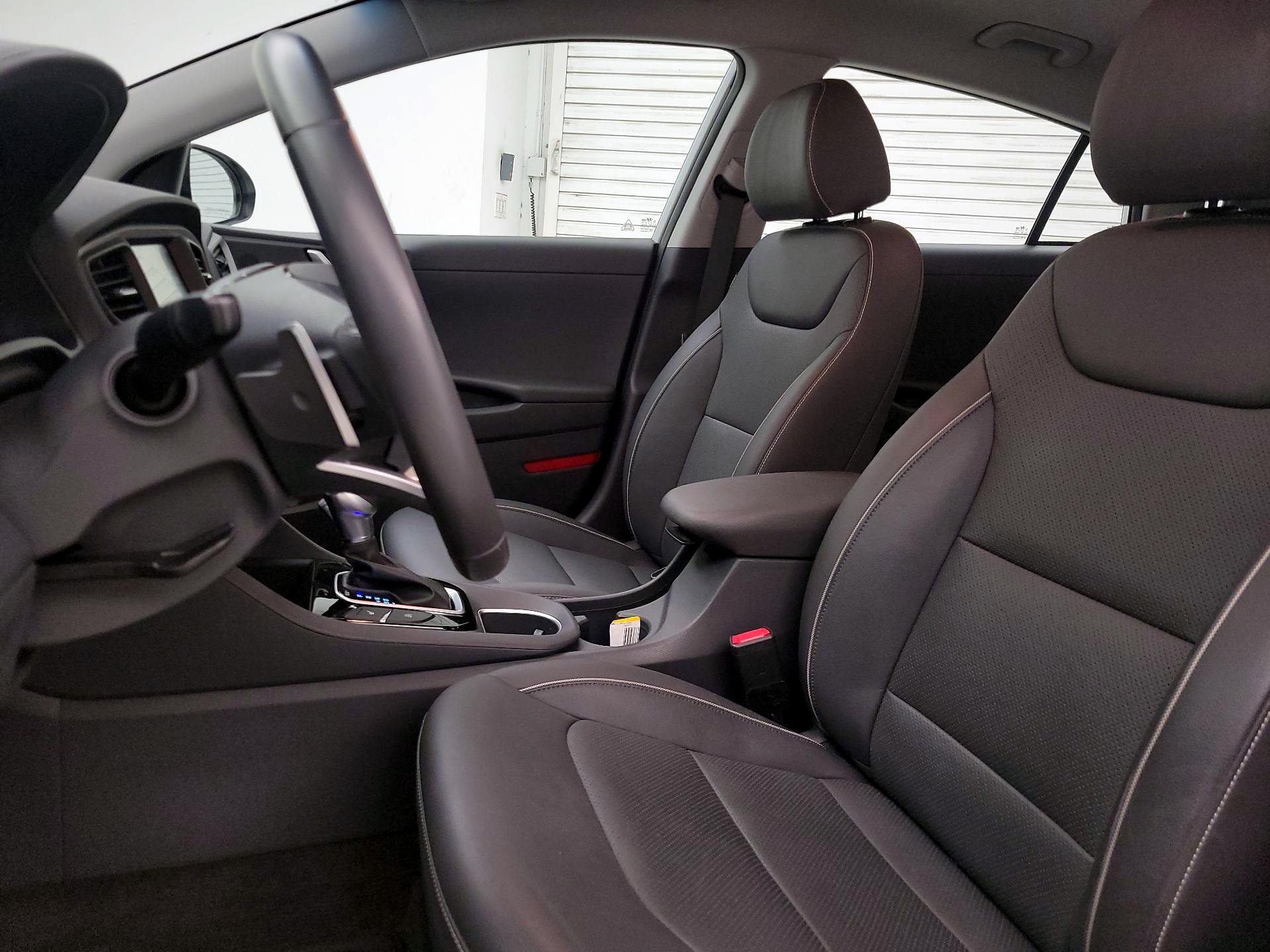 Thumbnail: 2019 Hyundai Ioniq - 11