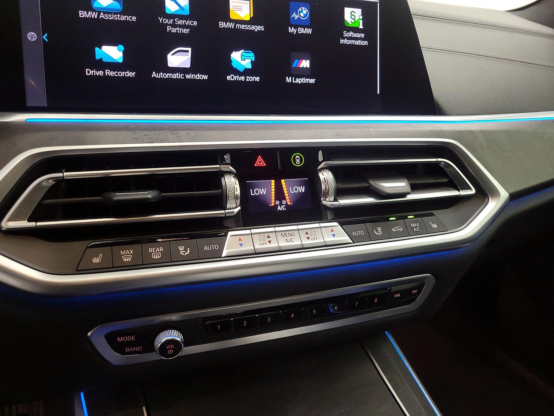 Thumbnail: 2022 BMW X5 - 17