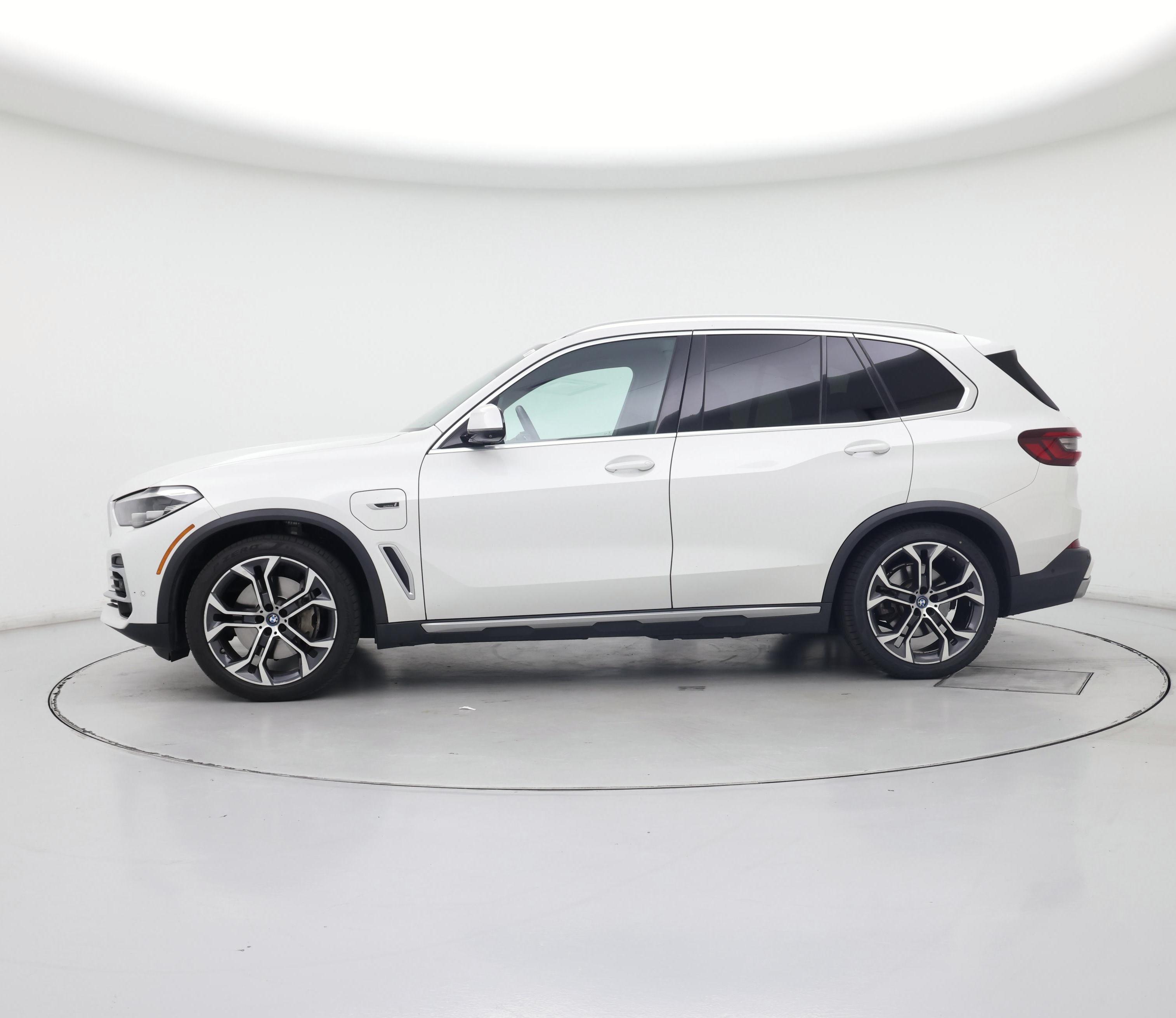 Thumbnail: 2022 BMW X5 - 3