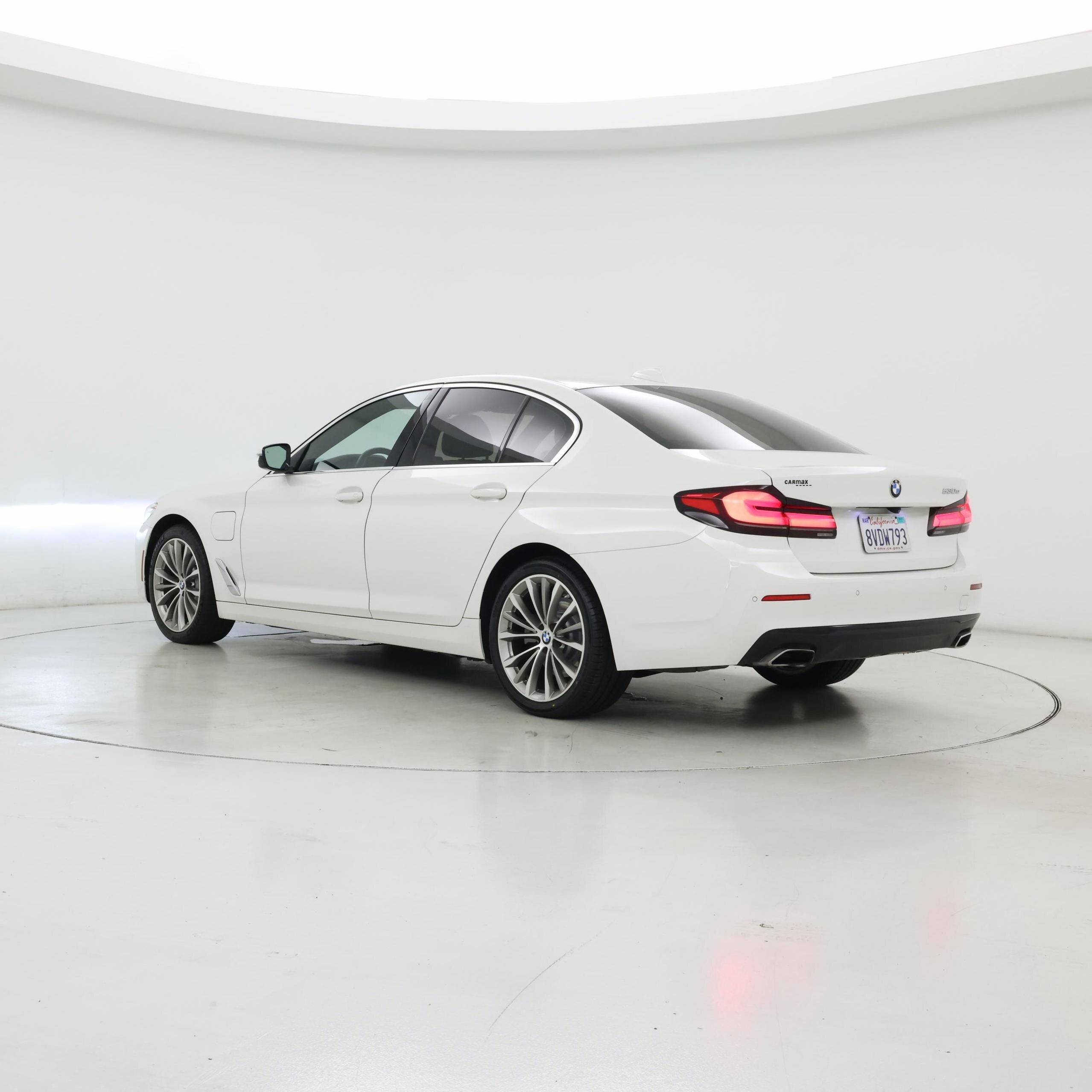 Thumbnail: 2021 BMW 5 Series - 2