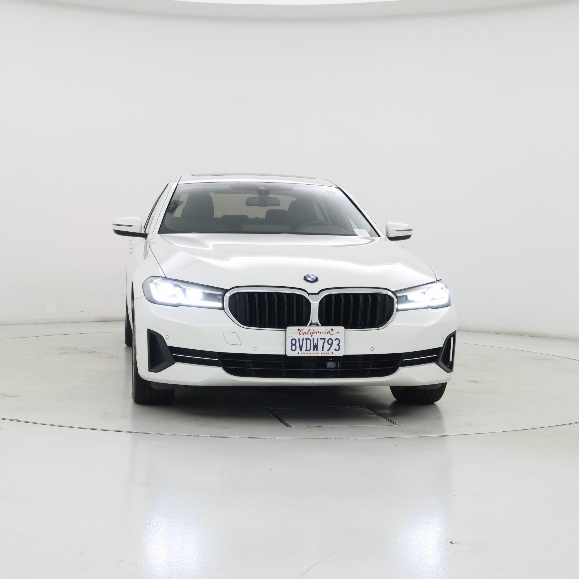 Thumbnail: 2021 BMW 5 Series - 5