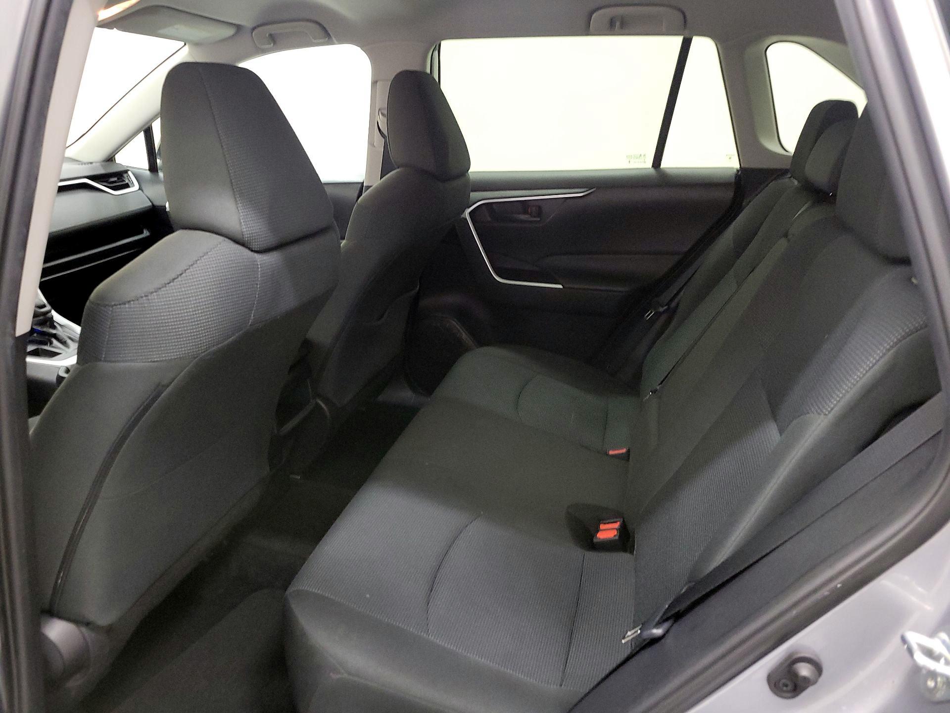 Thumbnail: 2021 Toyota RAV4 - 19
