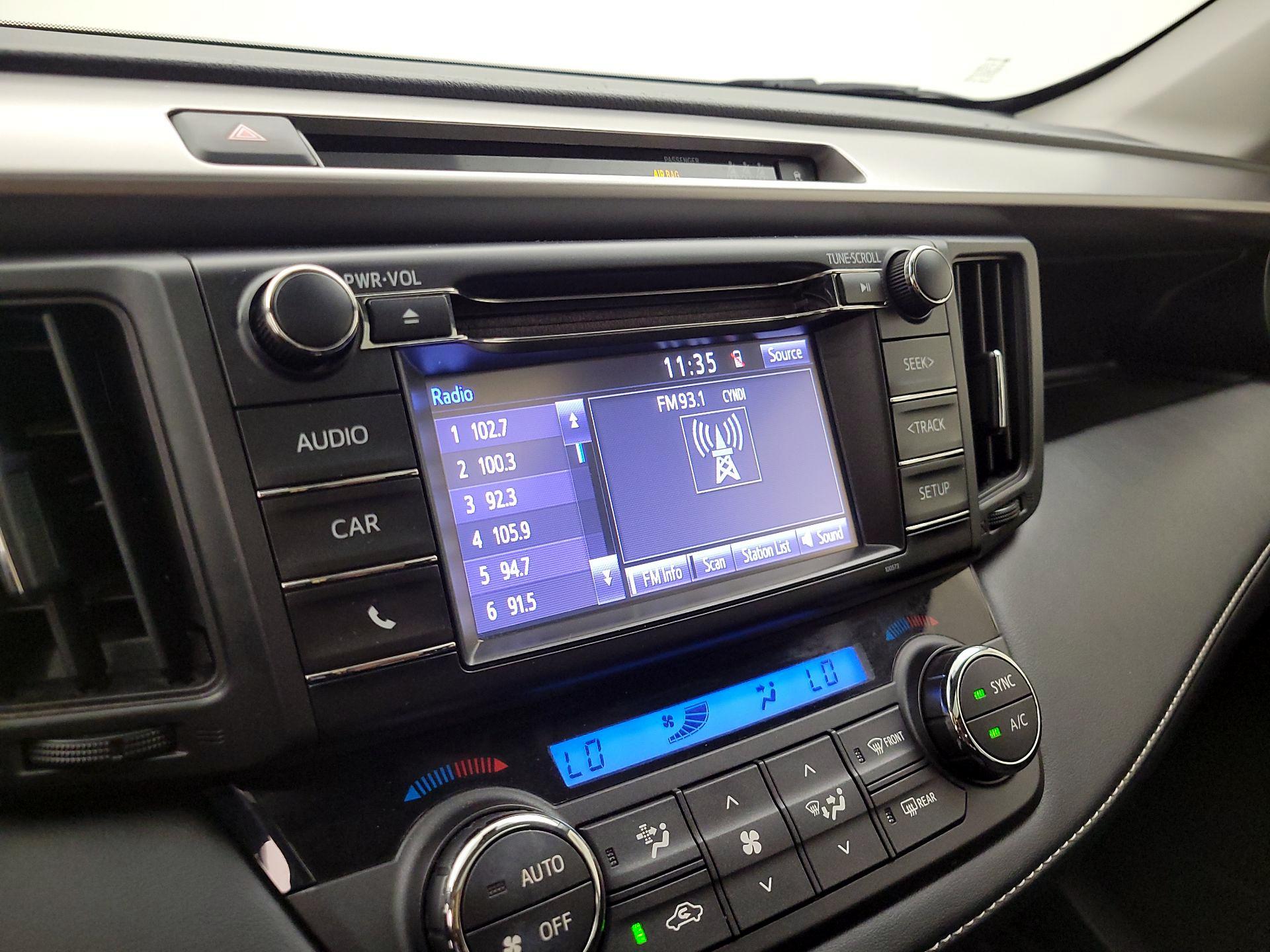 Thumbnail: 2018 Toyota RAV4 - 15