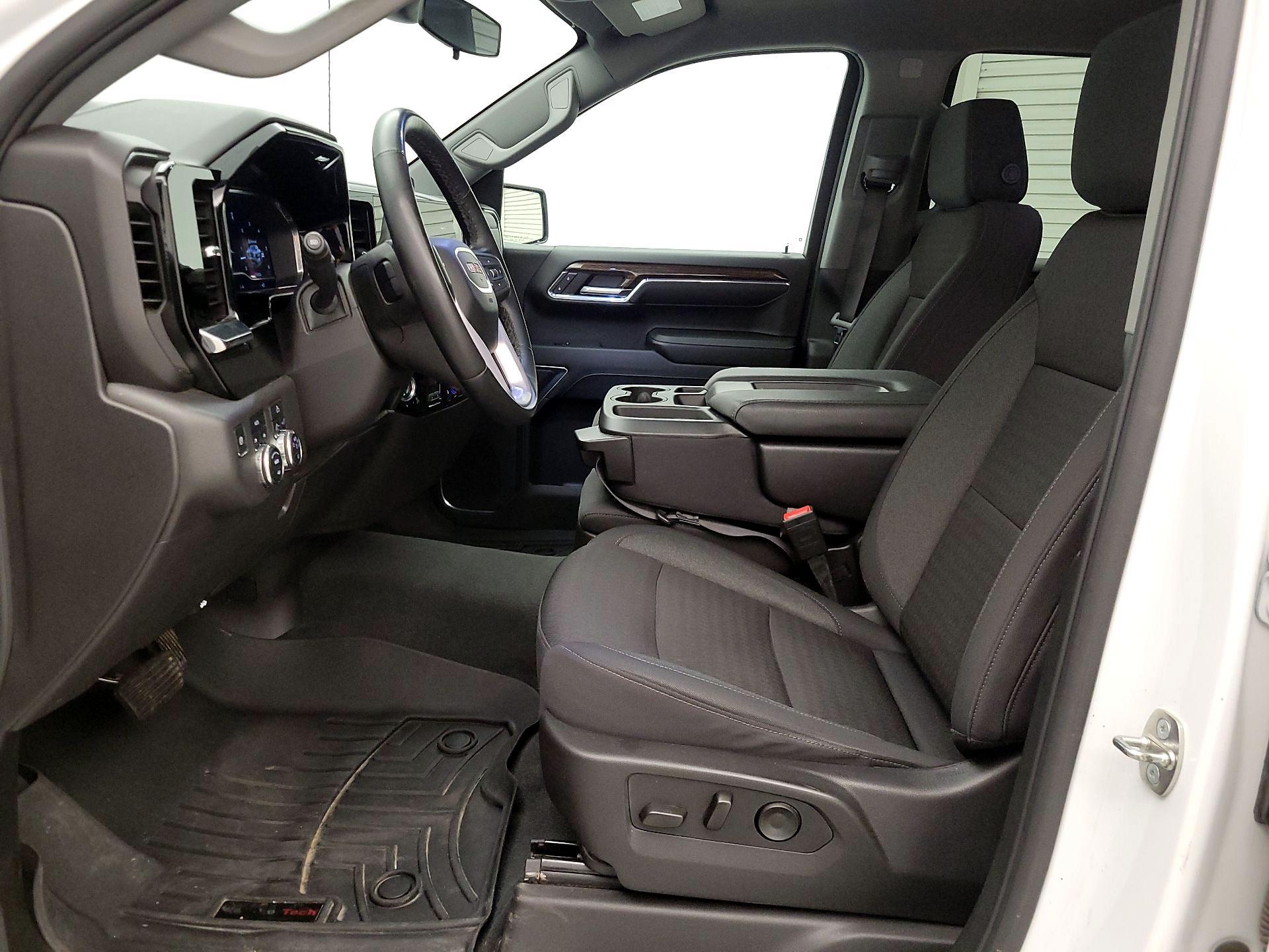 Thumbnail: 2024 GMC Sierra 1500 - 11
