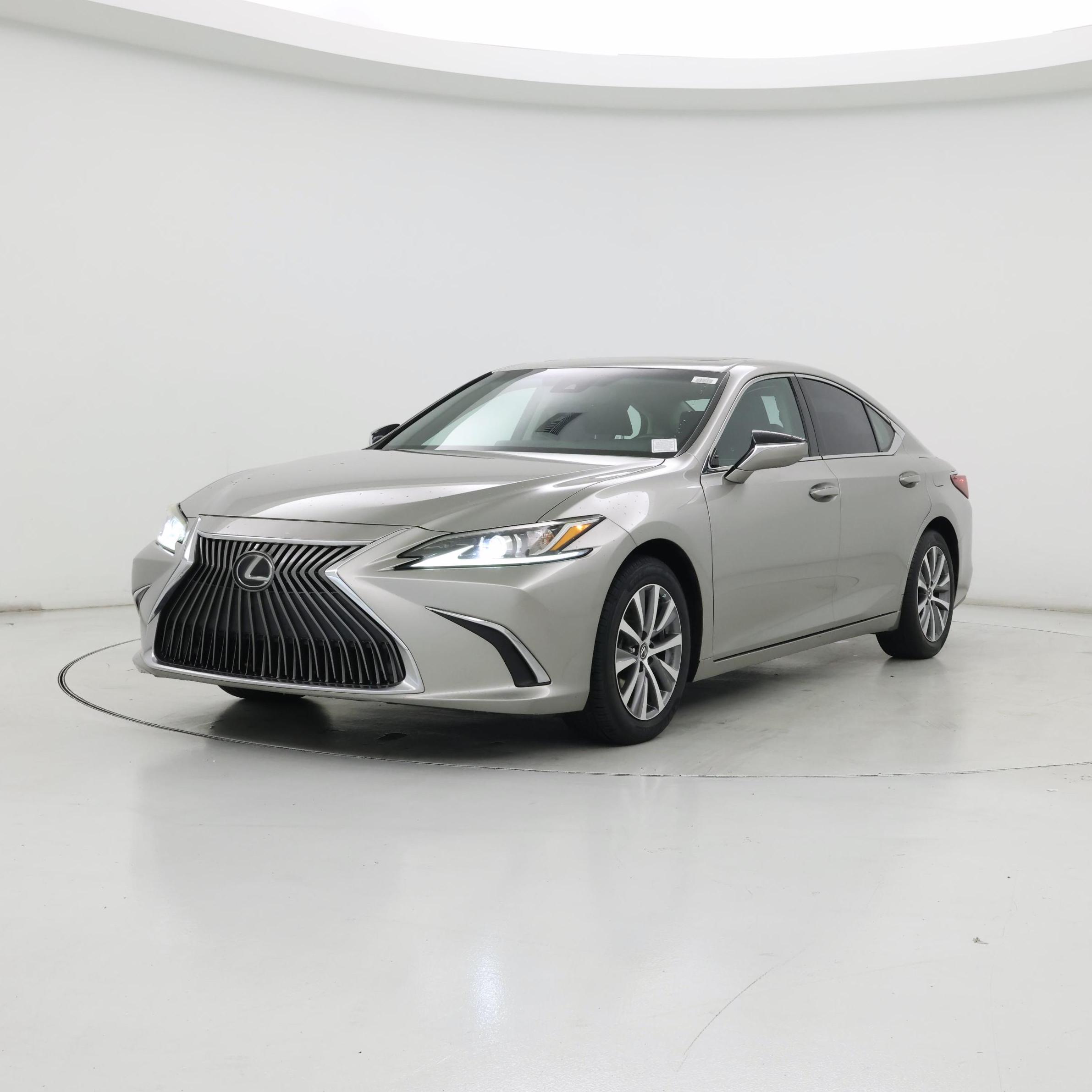 Thumbnail: 2020 Lexus ES - 4