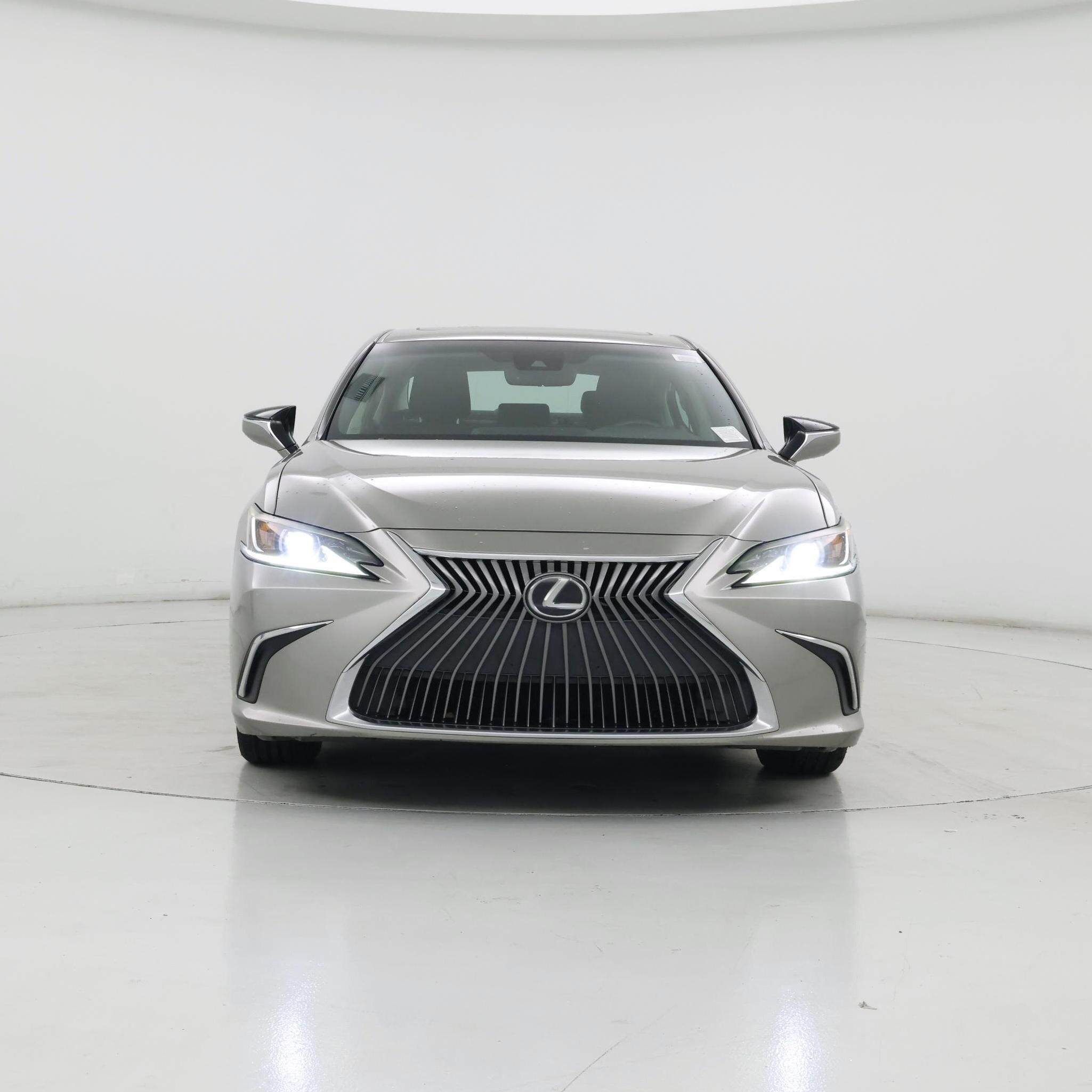 Thumbnail: 2020 Lexus ES - 5