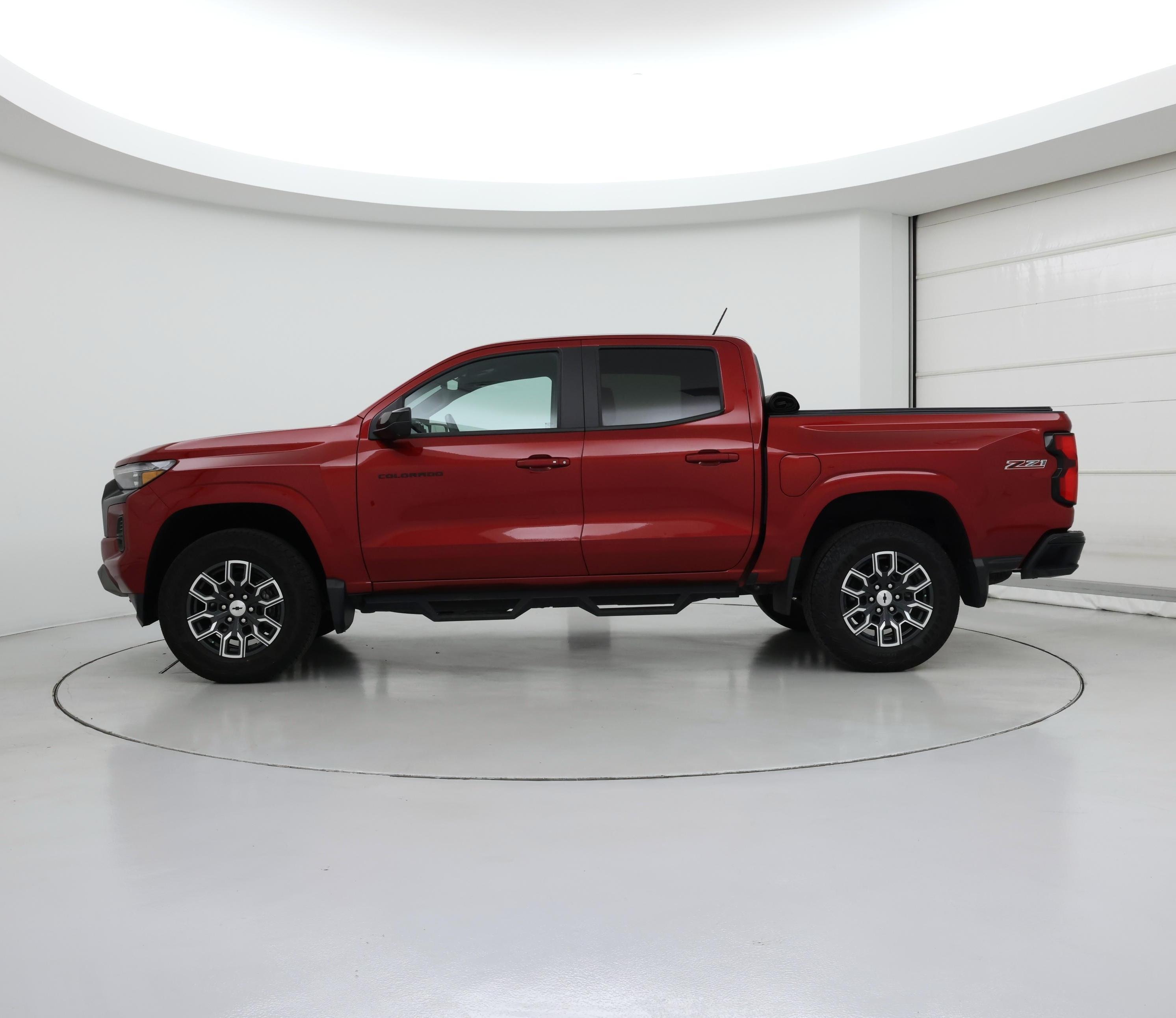 Thumbnail: 2024 Chevrolet Colorado - 3
