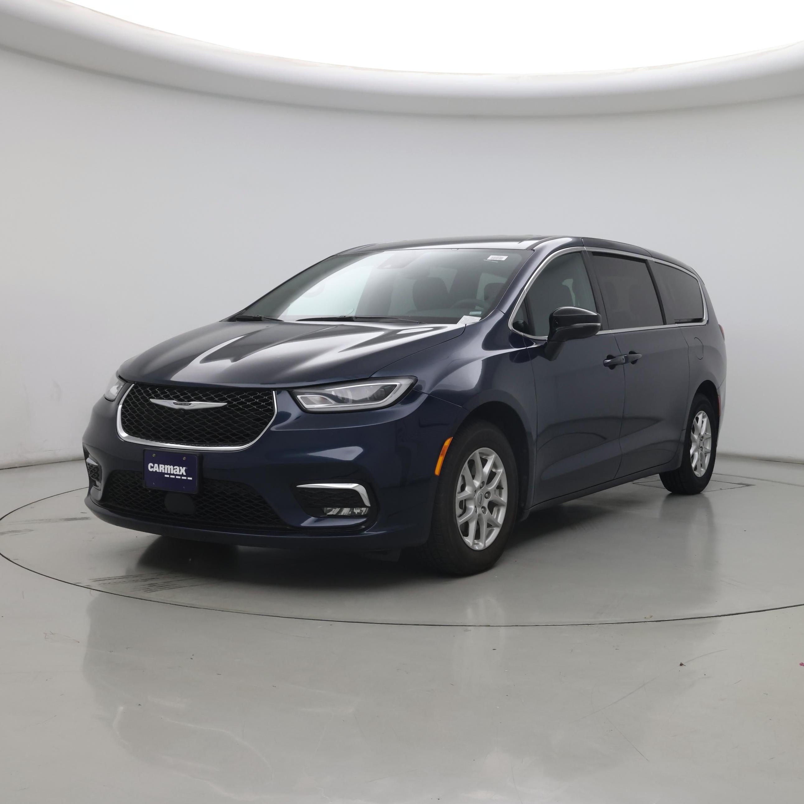 Thumbnail: 2025 Chrysler Pacifica - 4