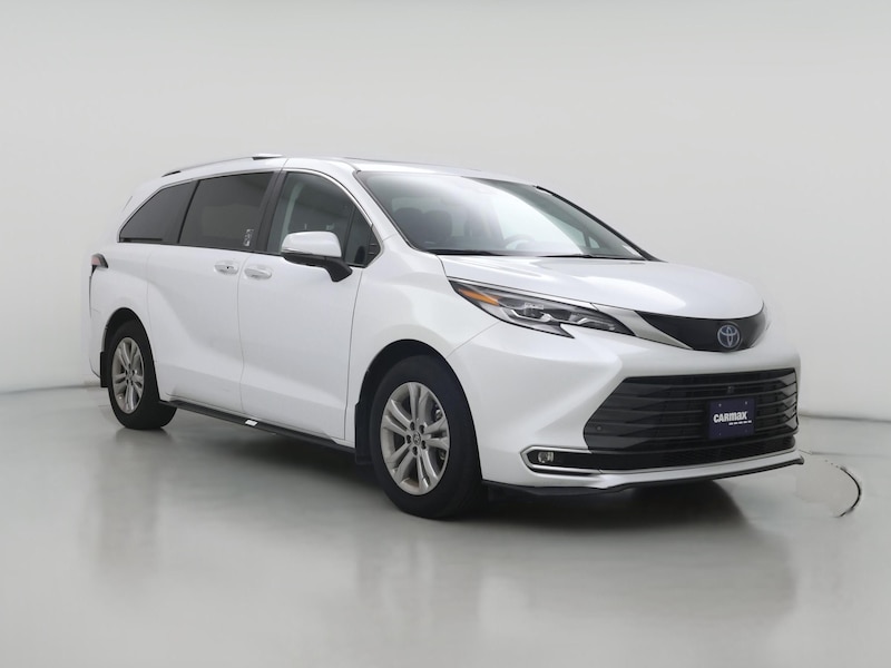 2023 Toyota Sienna Platinum