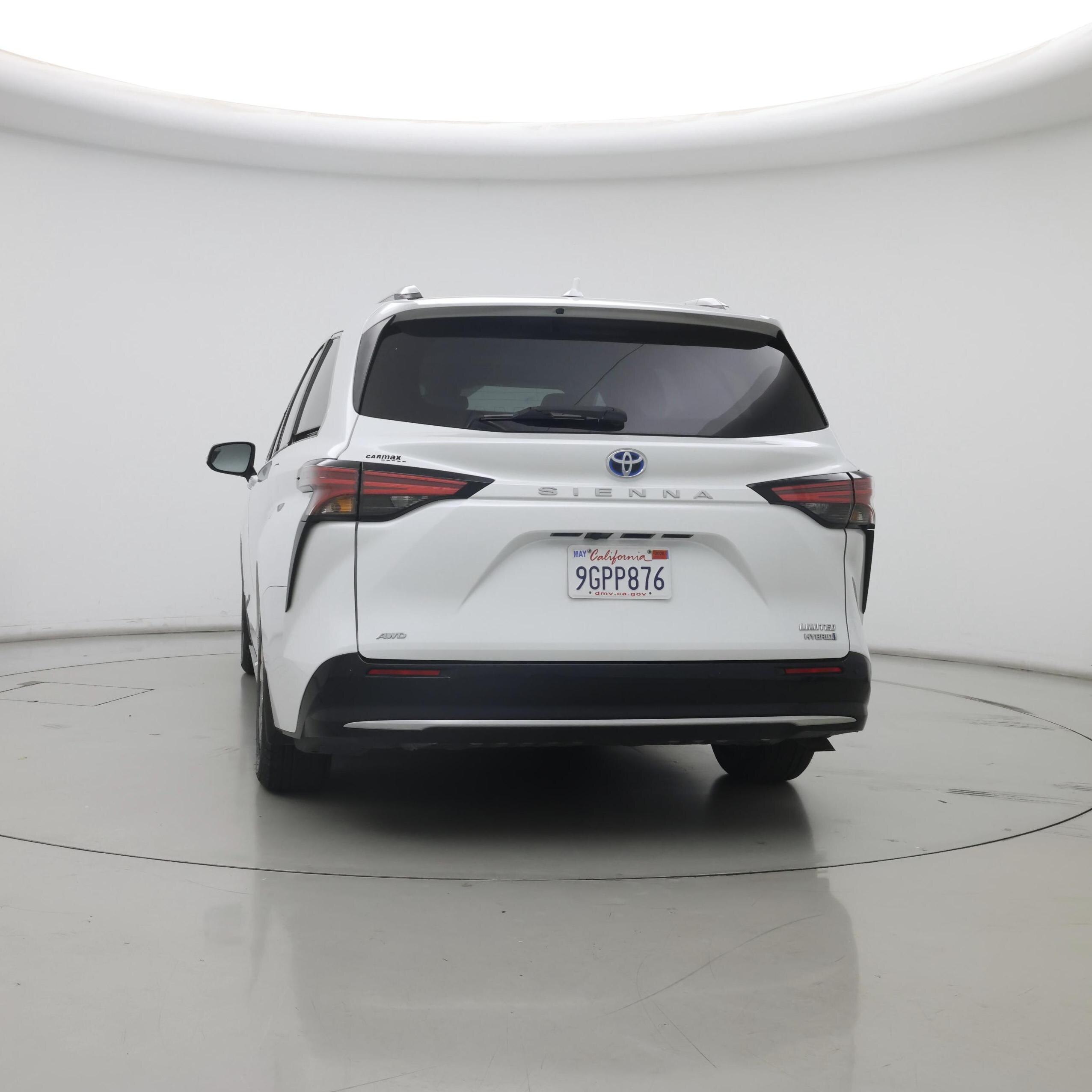 Thumbnail: 2023 Toyota Sienna - 6