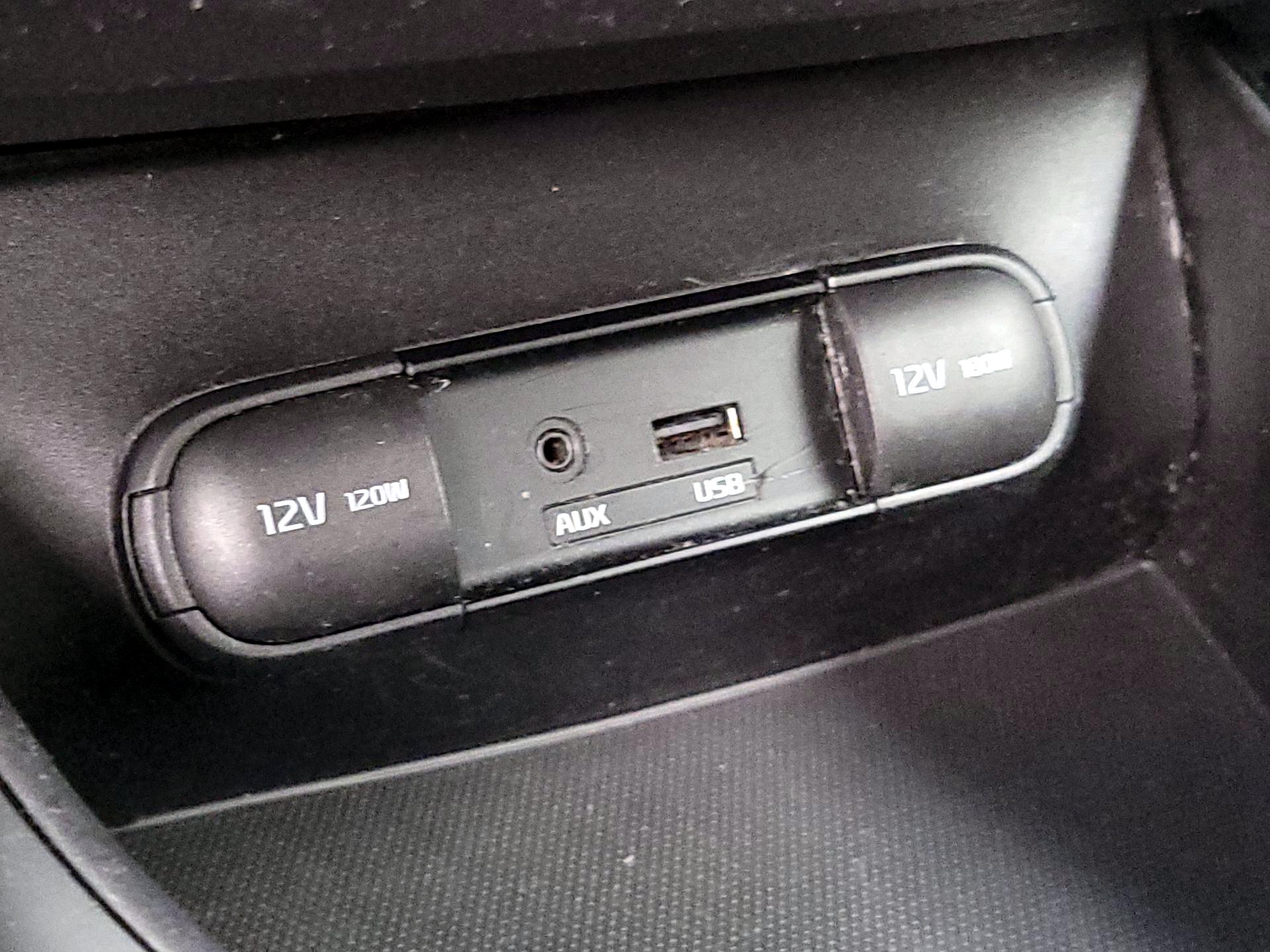 Thumbnail: 2014 Kia Soul - 17