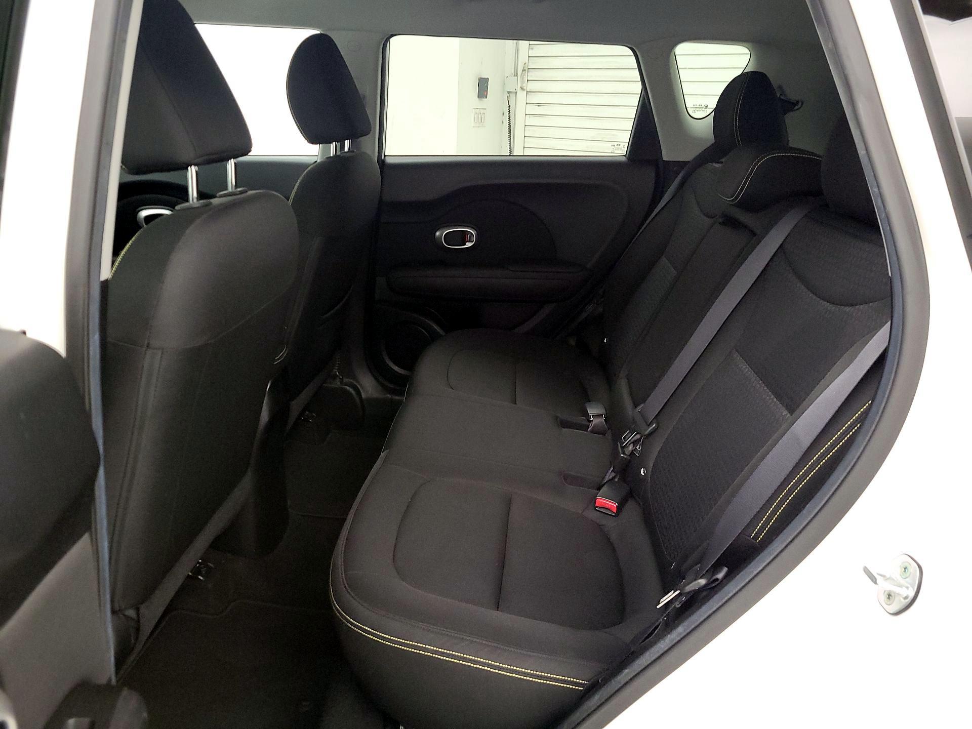 Thumbnail: 2014 Kia Soul - 18
