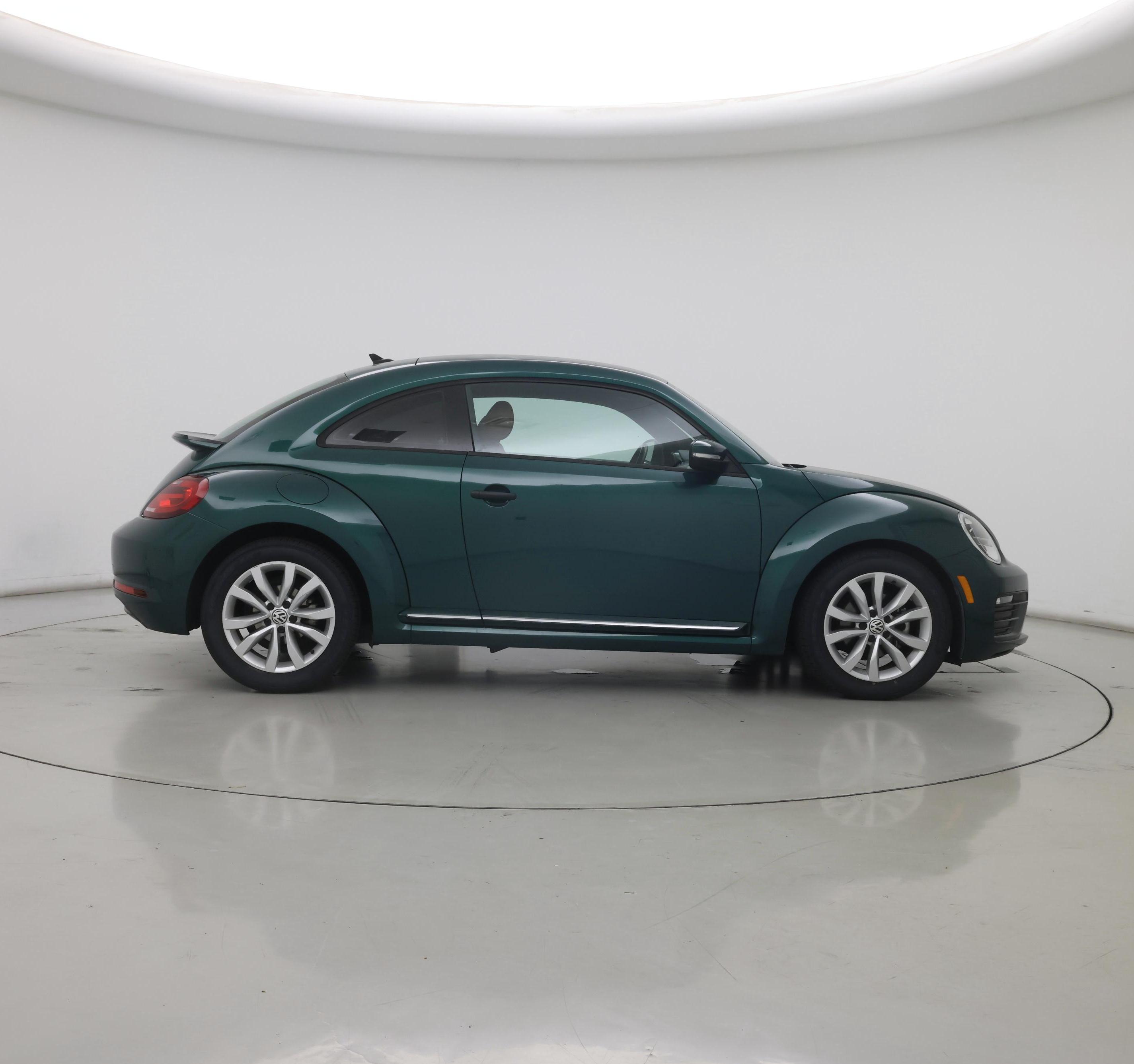 Thumbnail: 2017 Volkswagen Beetle - 7