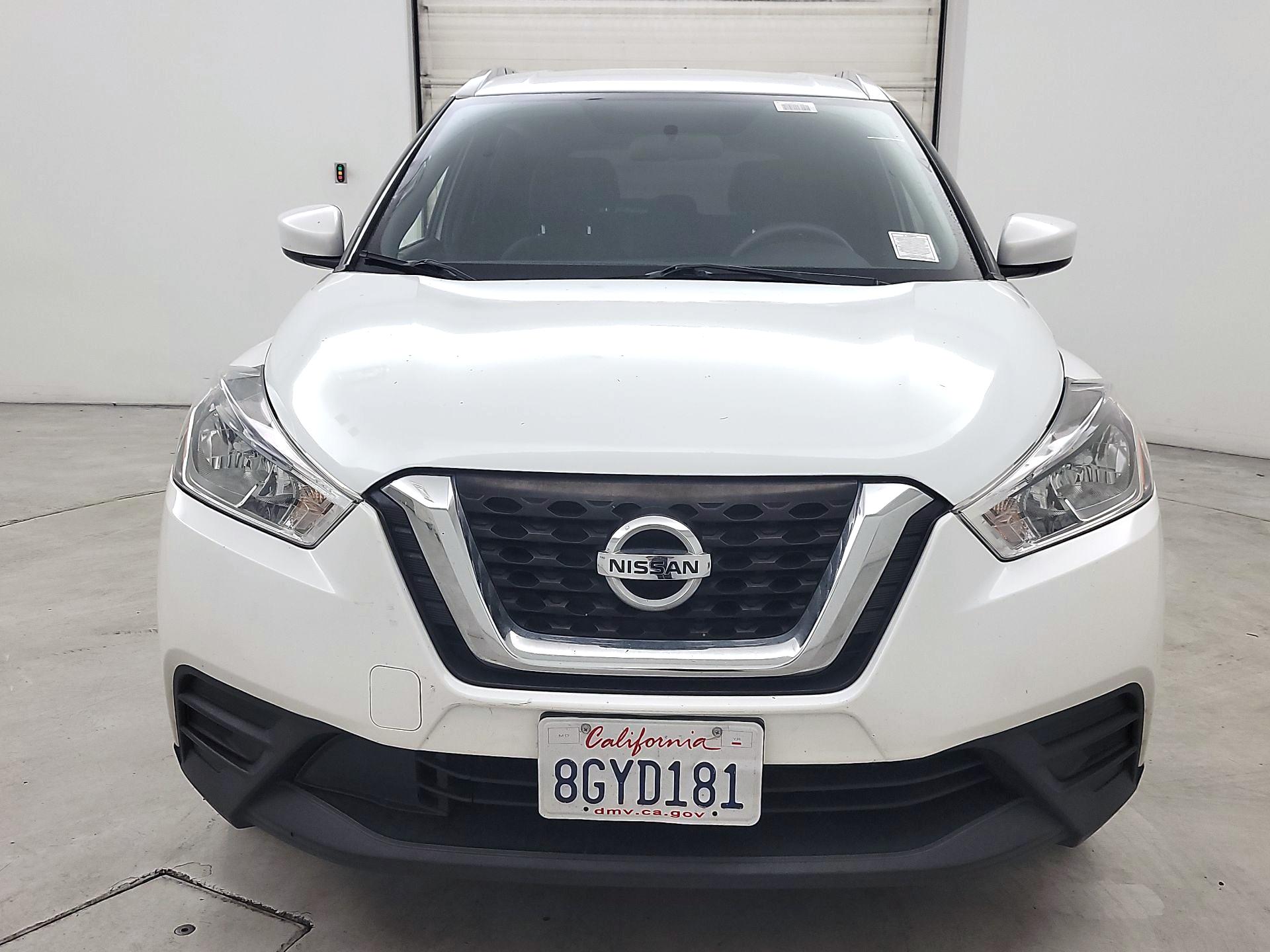 Thumbnail: 2018 Nissan Kicks - 2