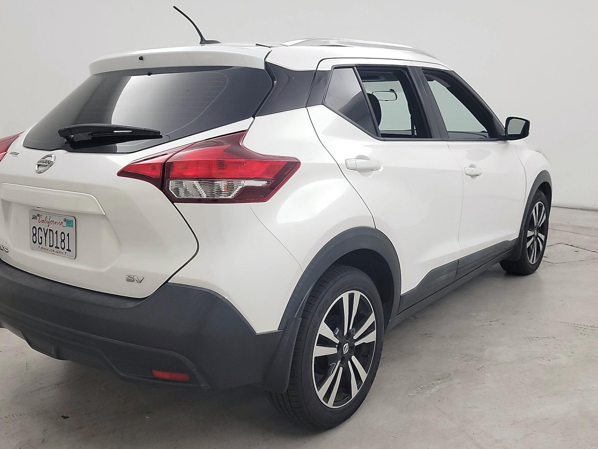 Thumbnail: 2018 Nissan Kicks - 5
