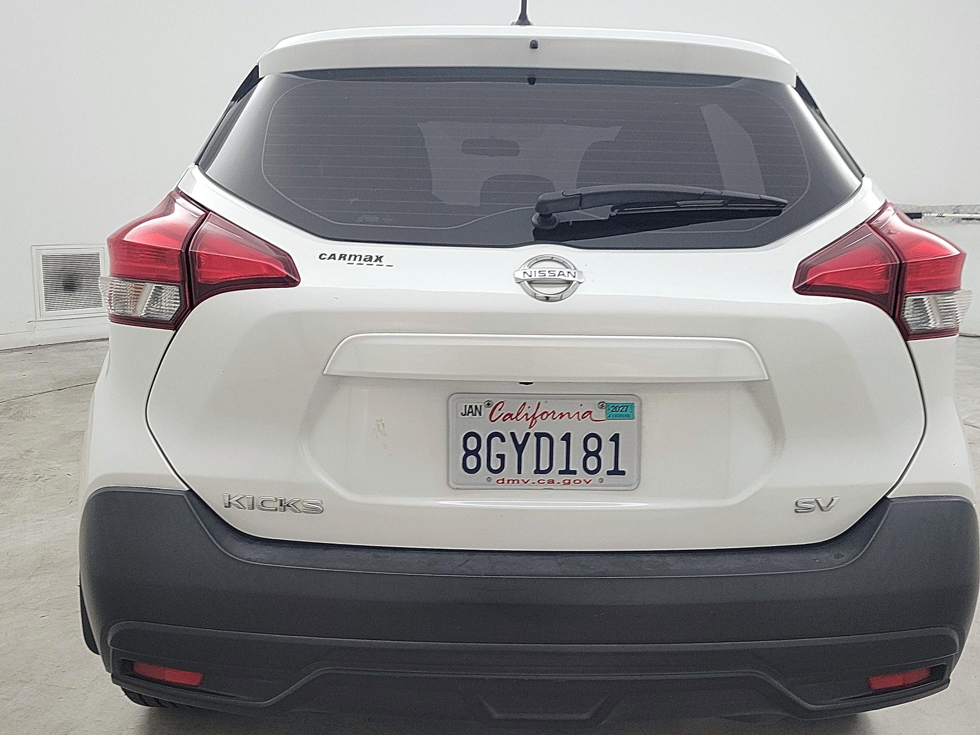 Thumbnail: 2018 Nissan Kicks - 6