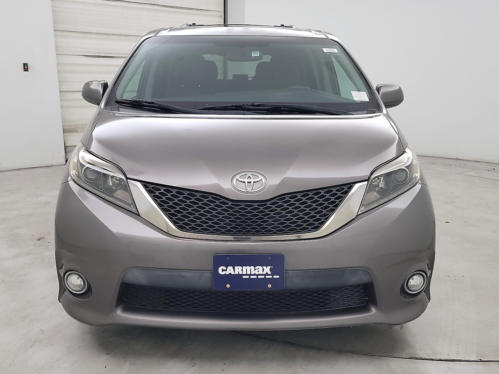 2016 Toyota Sienna SE - Photo 2
