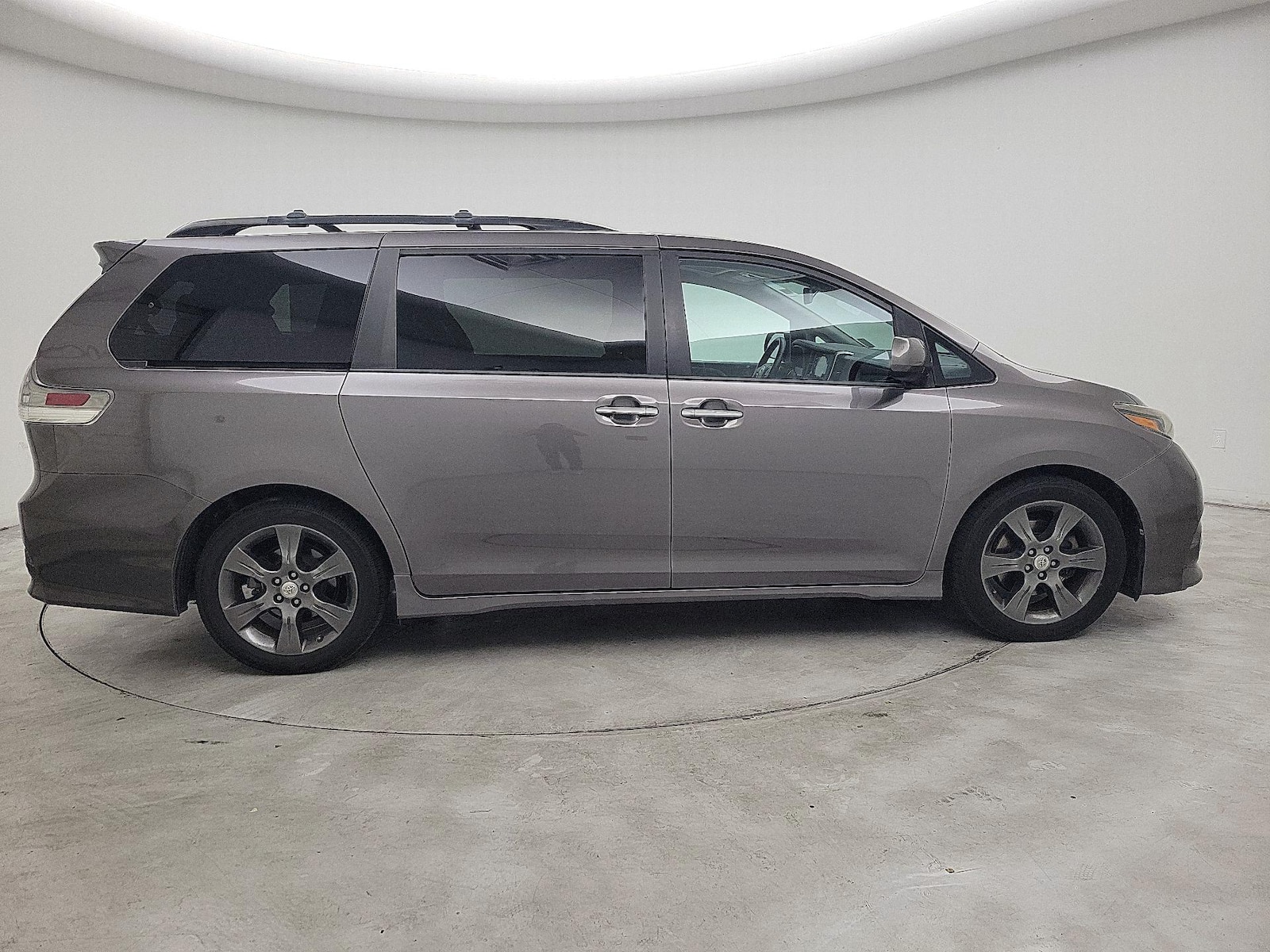 2016 Toyota Sienna SE - Photo 4