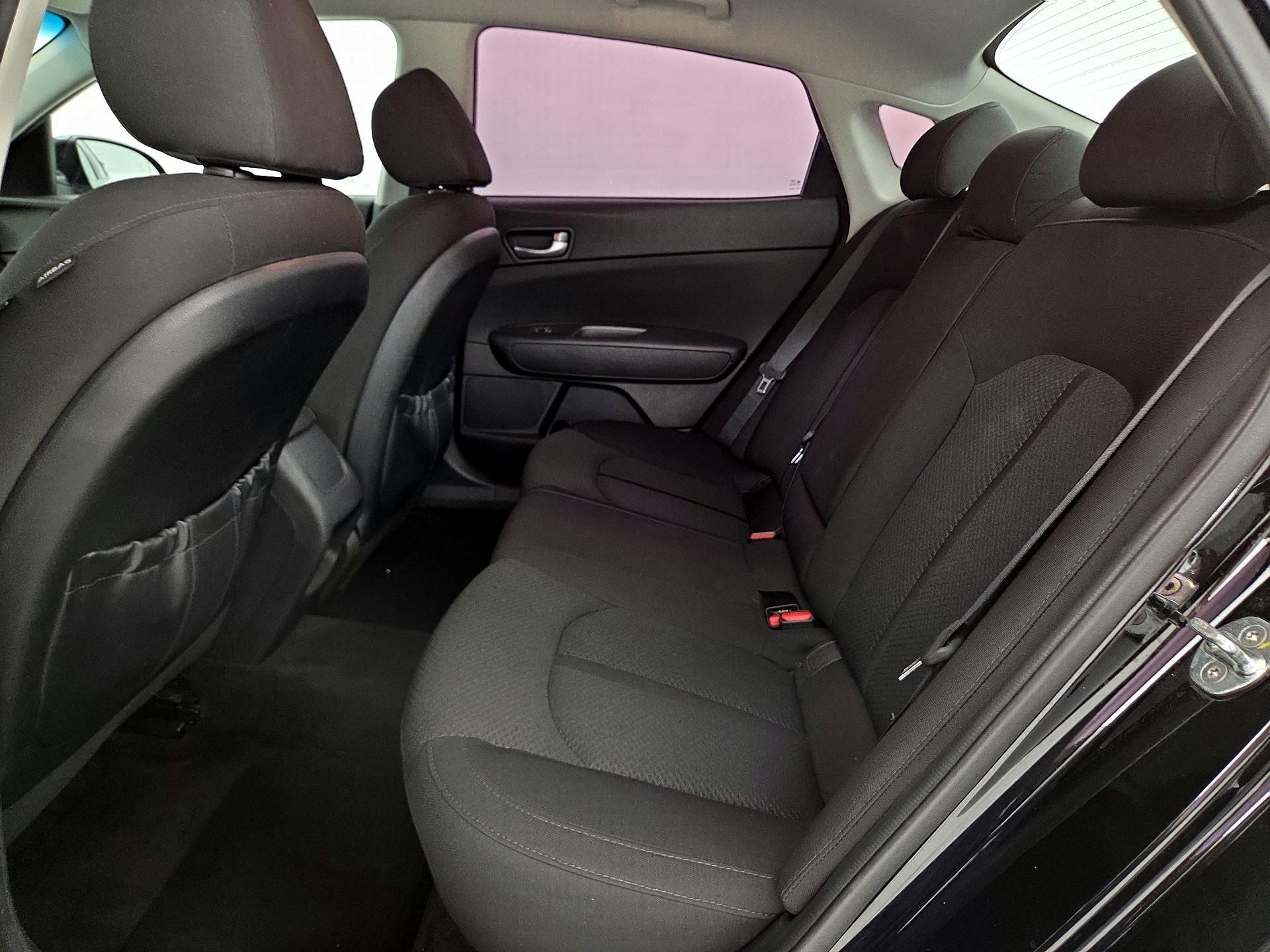 Thumbnail: 2018 Kia Optima - 19