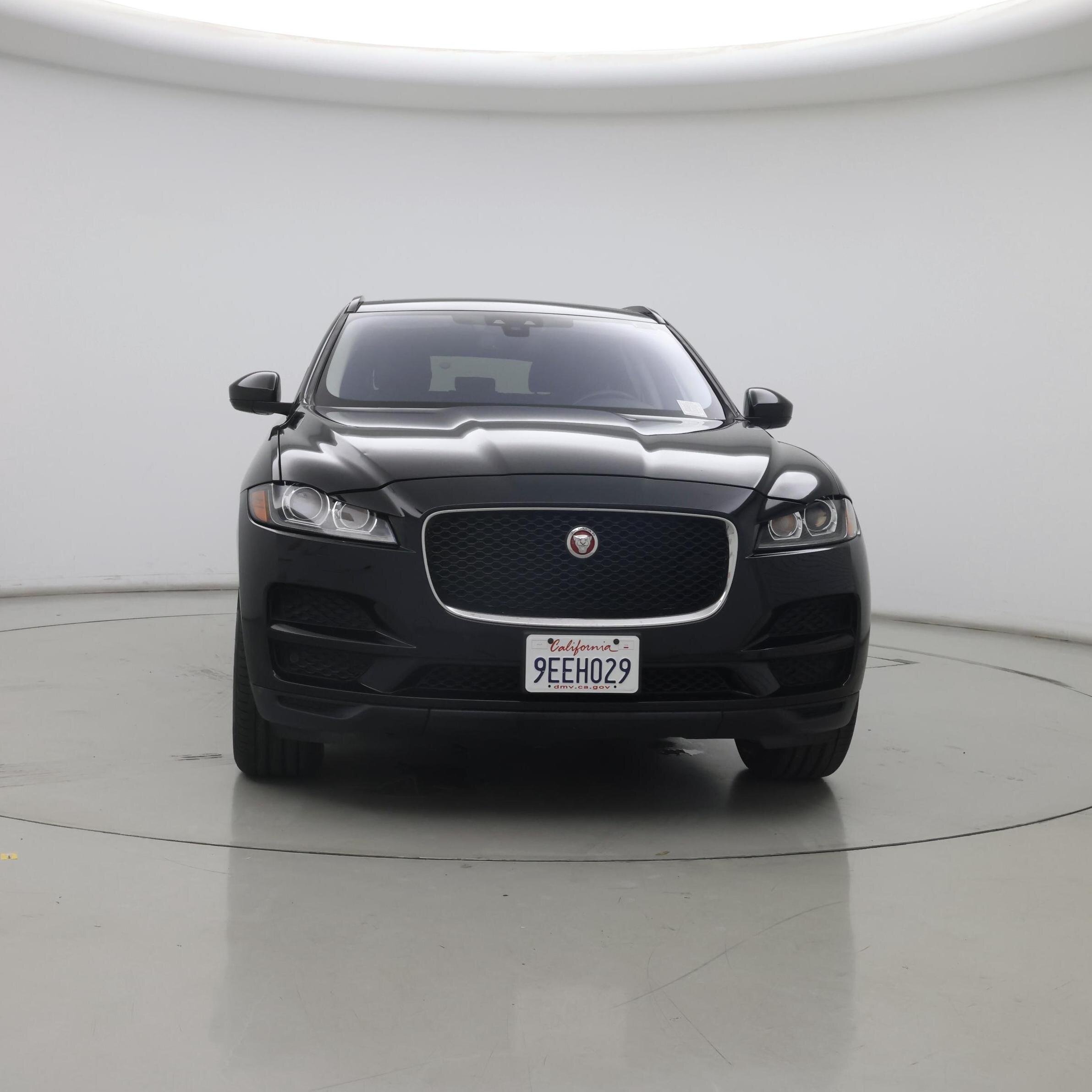 Thumbnail: 2017 Jaguar F-Pace - 5