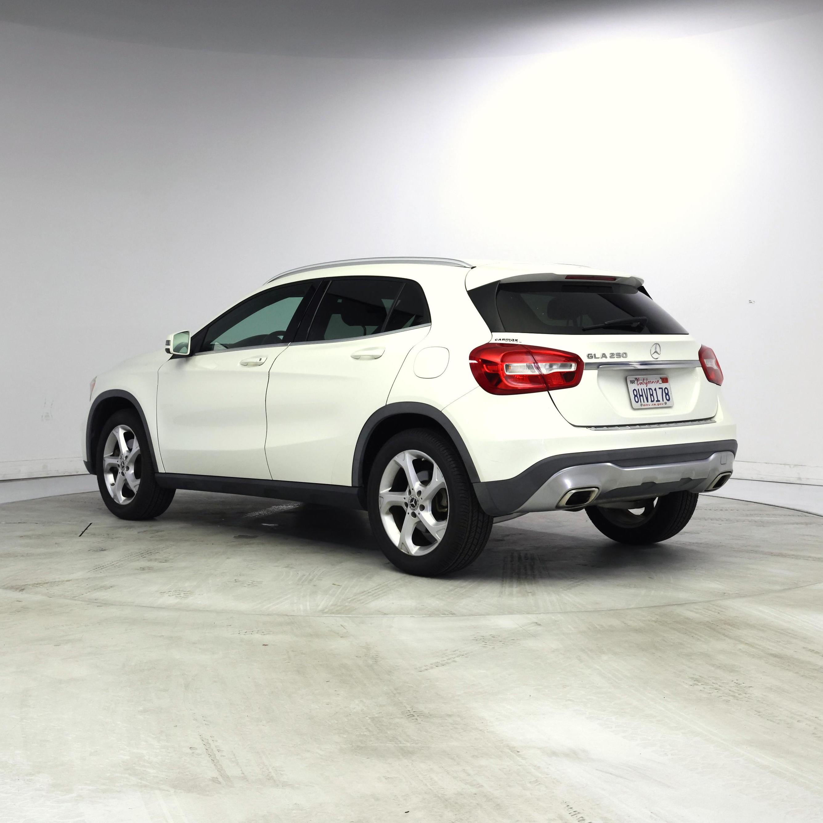 Thumbnail: 2018 Mercedes-Benz GLA - 2
